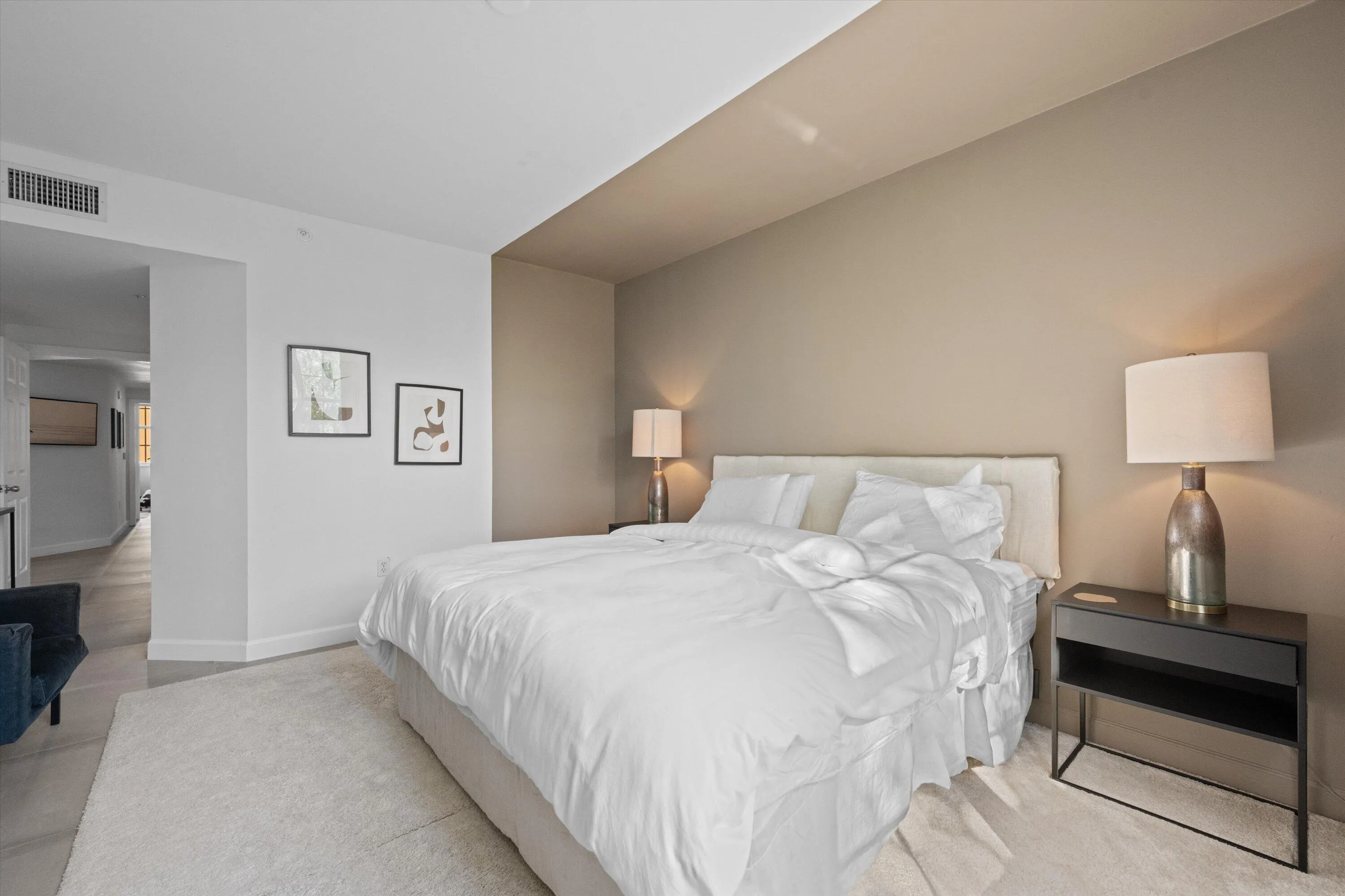 11750 SAINT ANDREWS Place #208