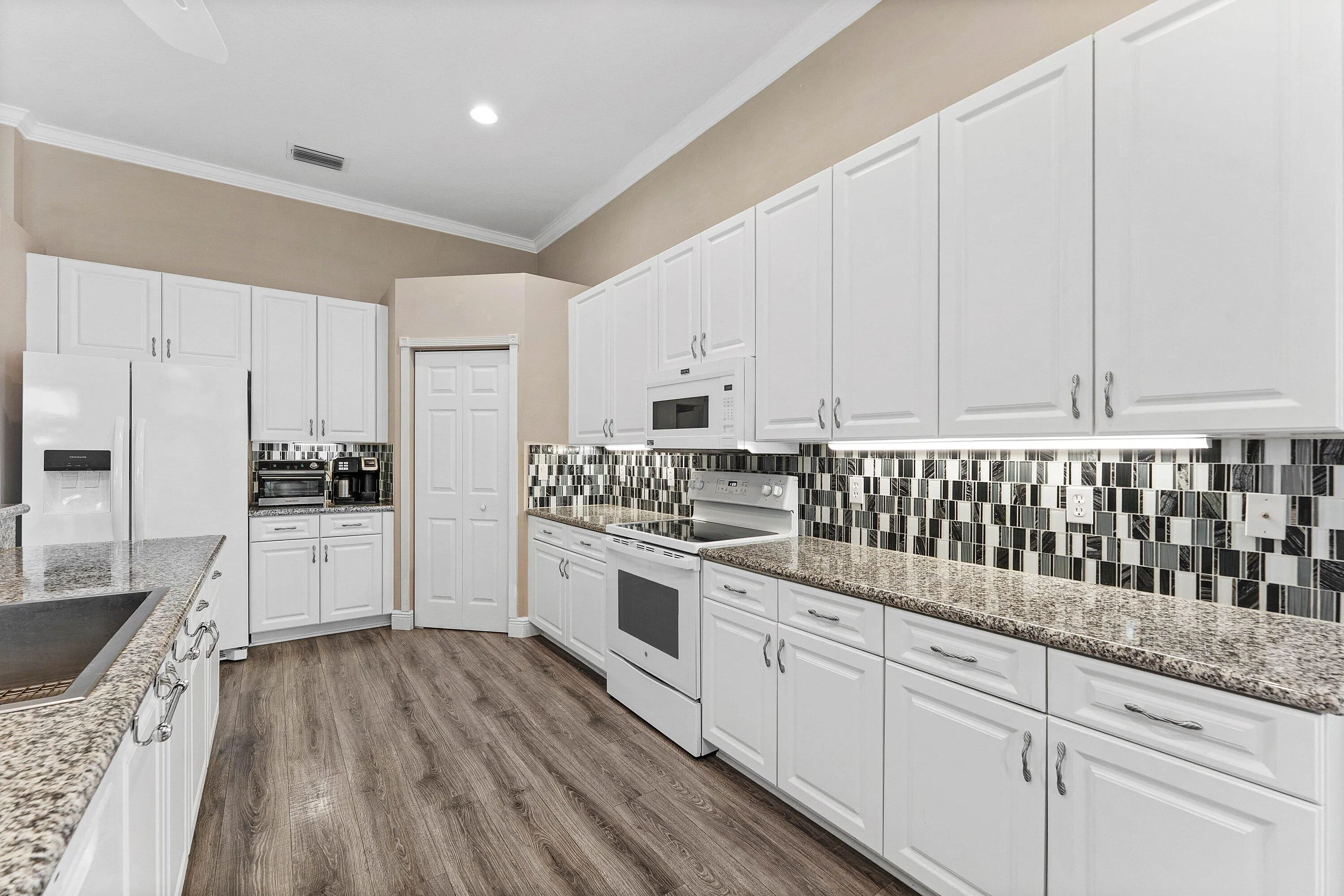 7803 Sundial Harbor Pt.
