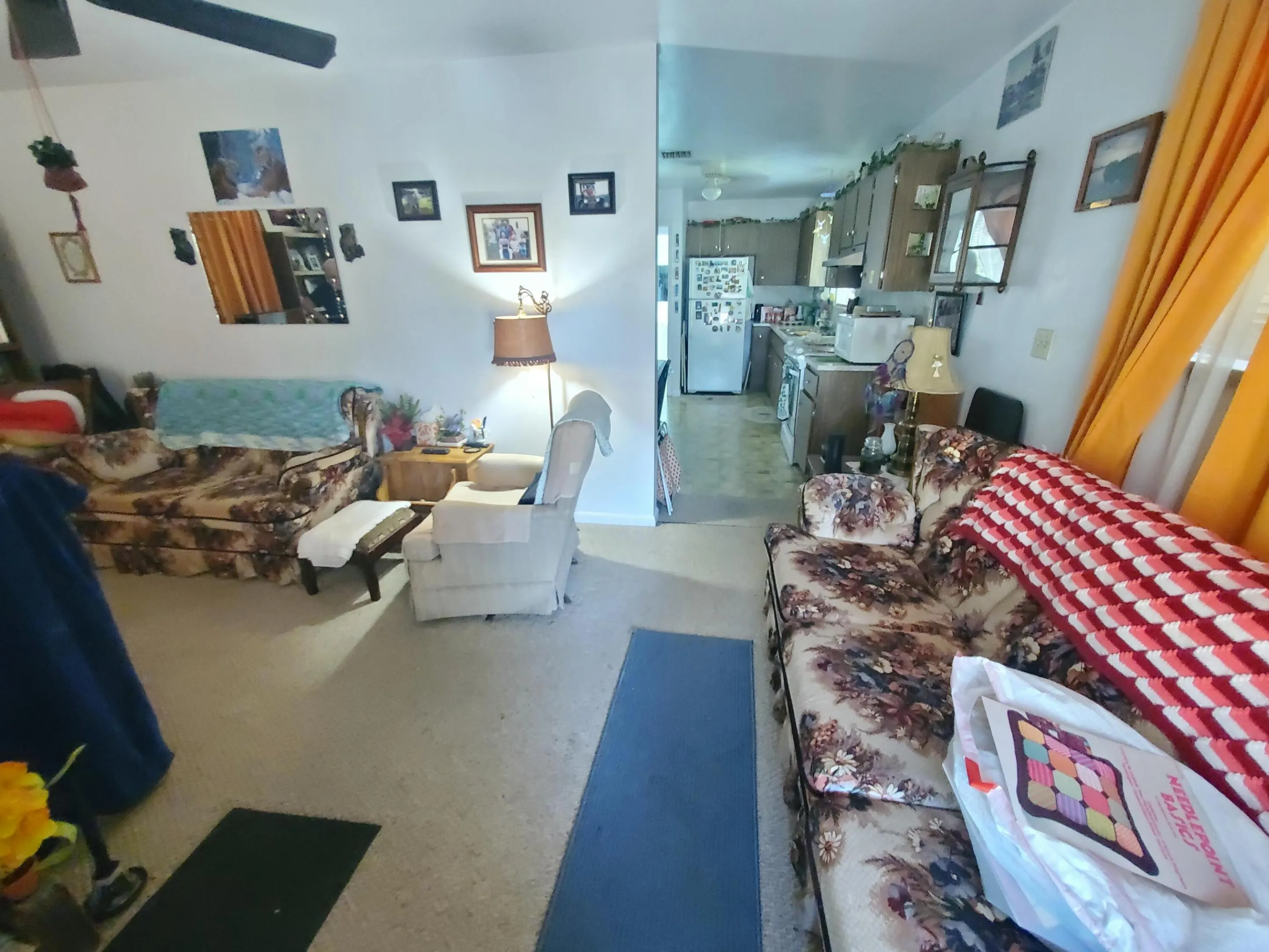 1122 Azalea Avenue