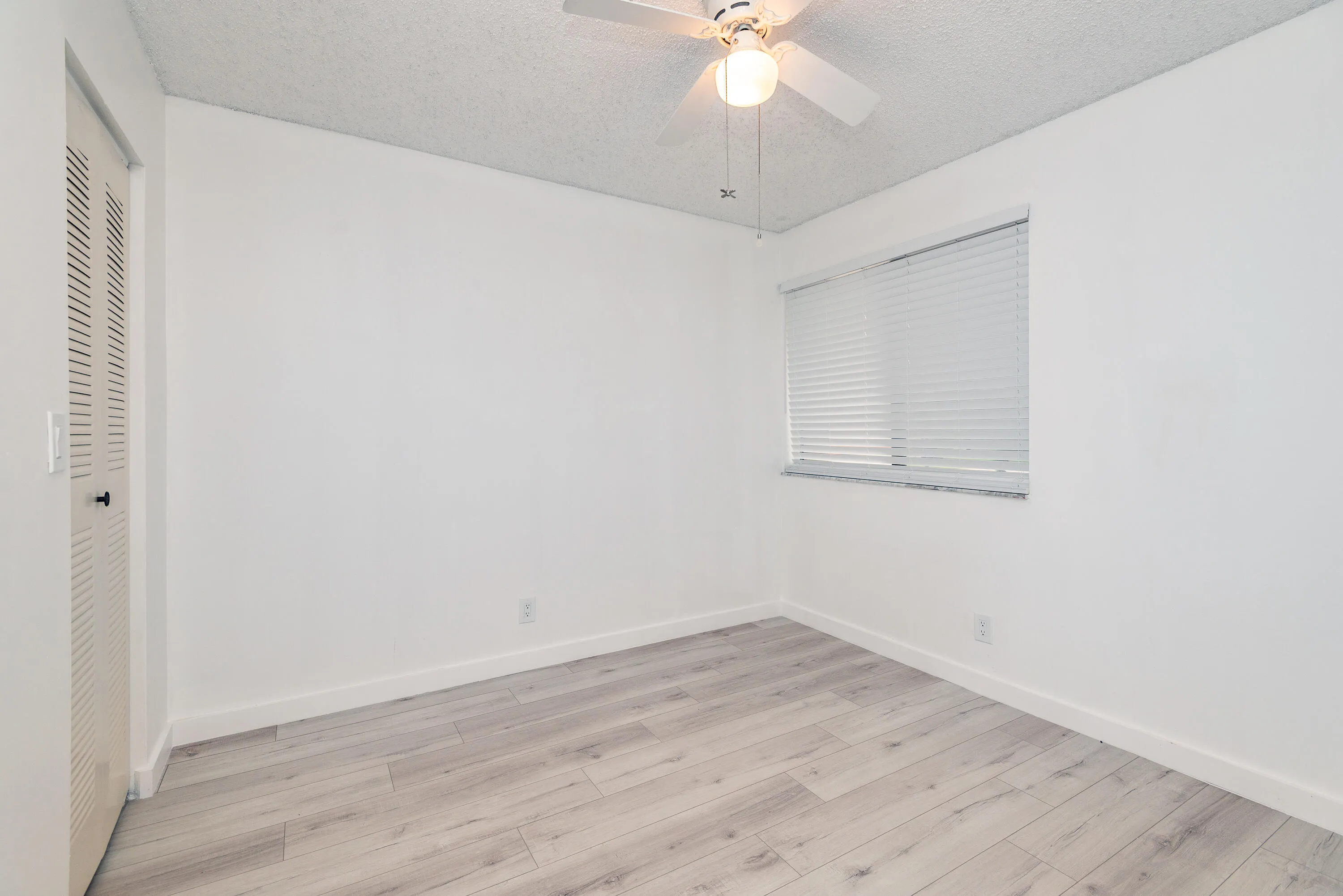 5590 COURTYARD Drive