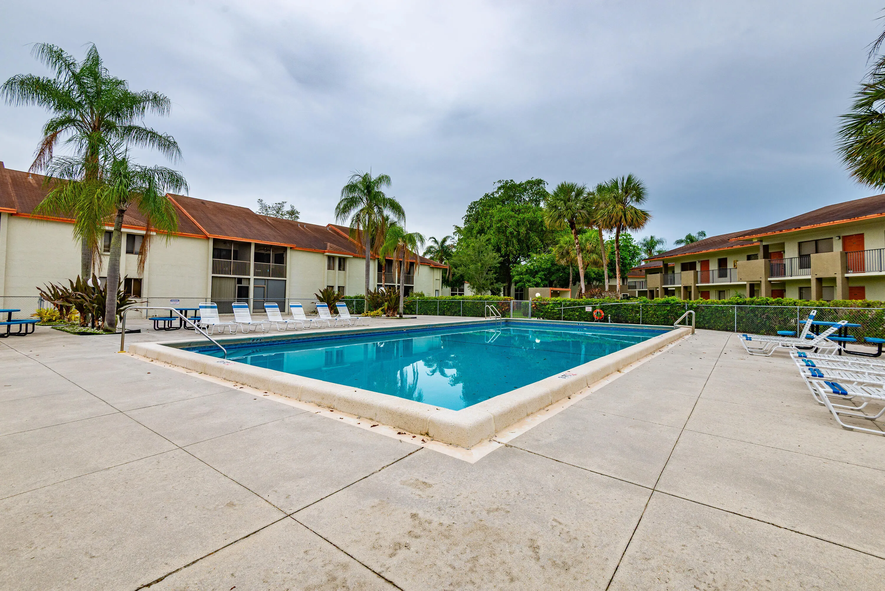 5590 COURTYARD Drive