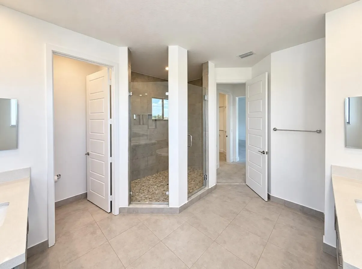 10805 PACIFICA Way
