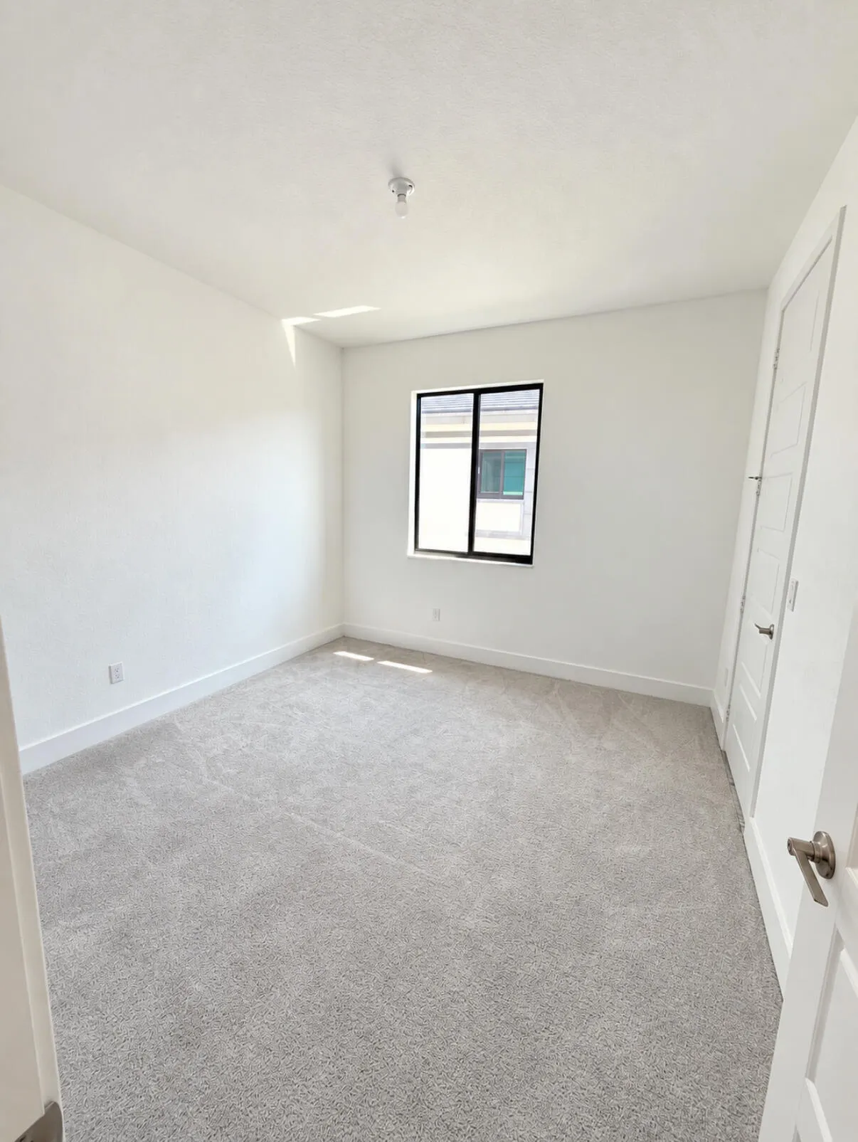 10805 PACIFICA Way