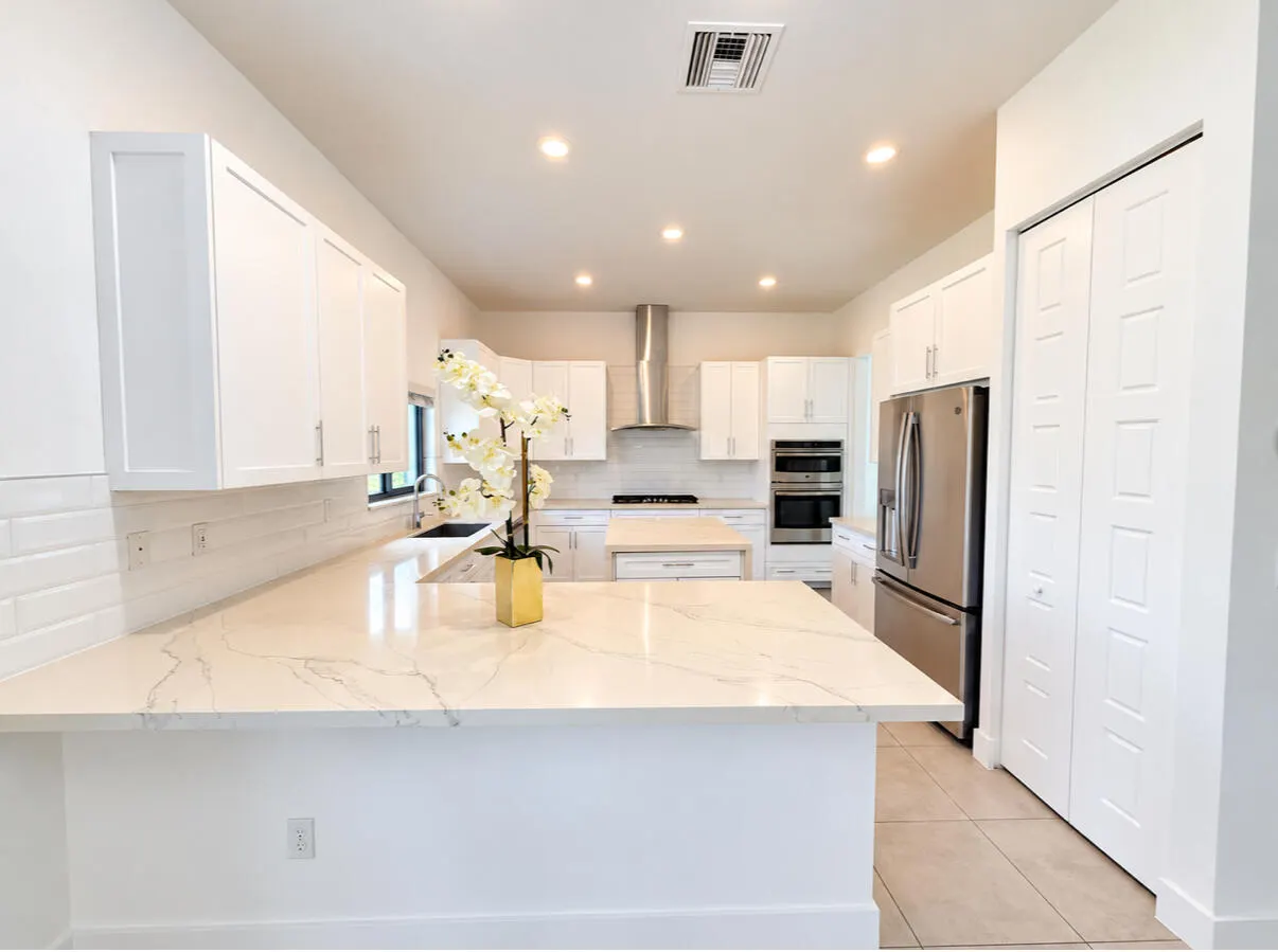 10805 PACIFICA Way