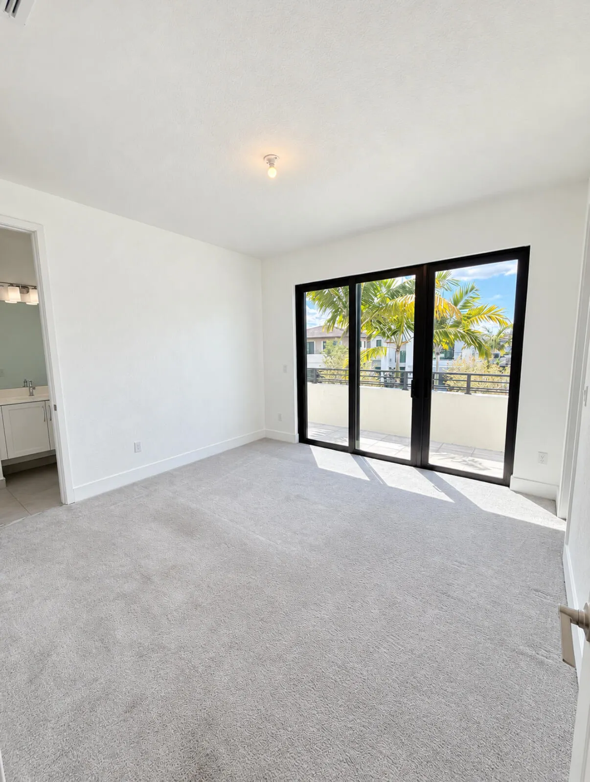 10805 PACIFICA Way