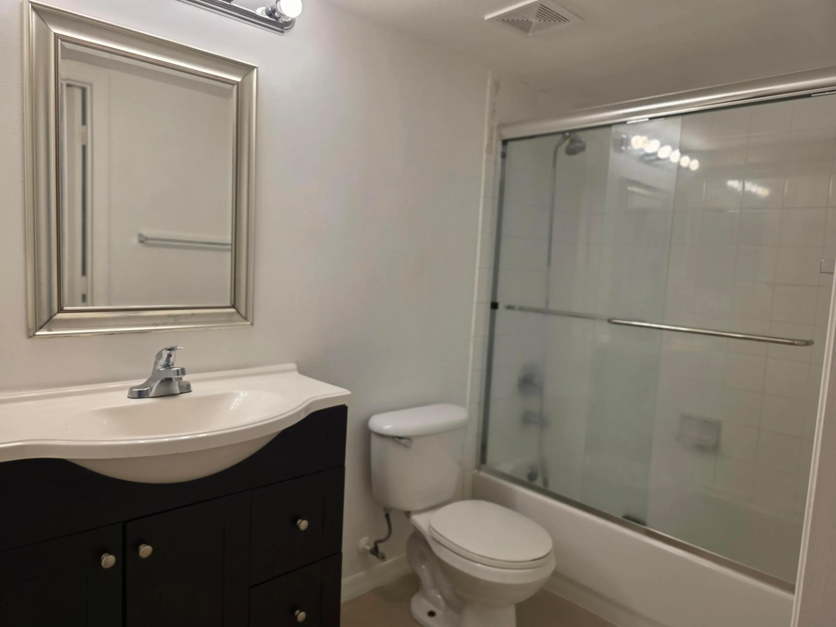 5055 WILES Road #207