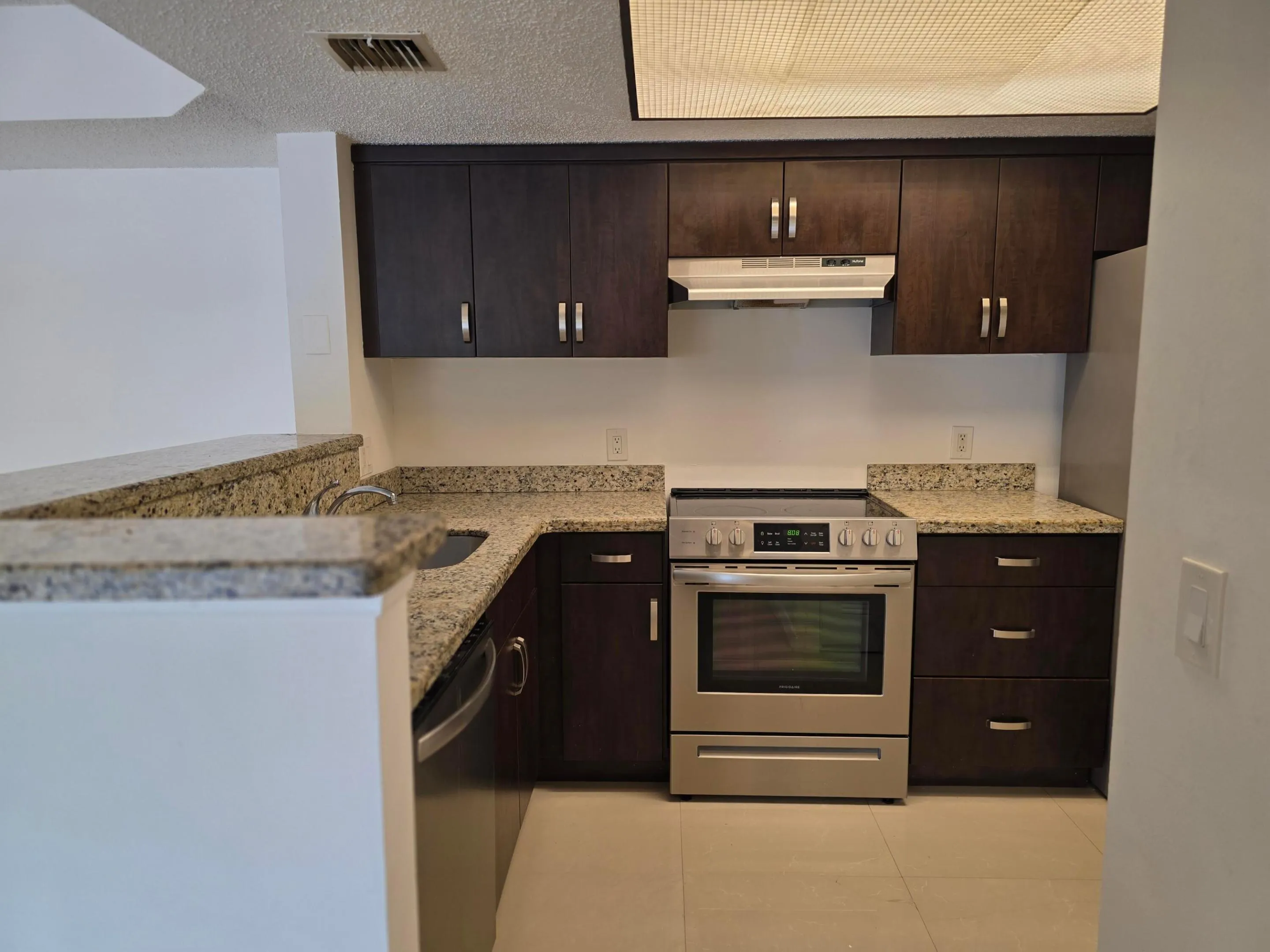 5055 WILES Road #207