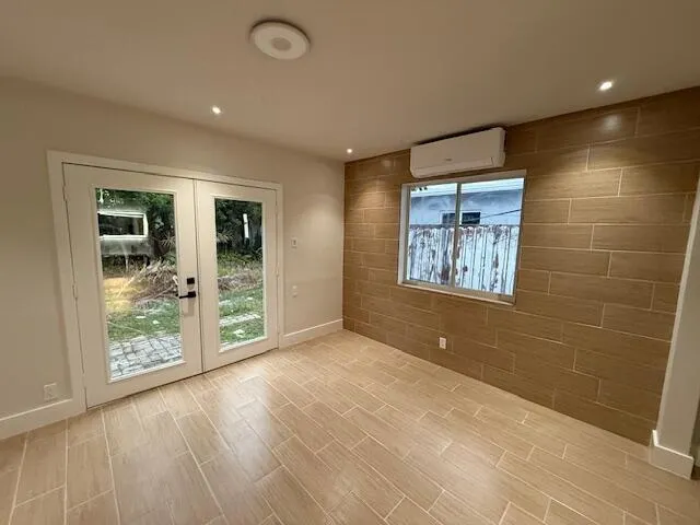 1449 SE 8TH Street