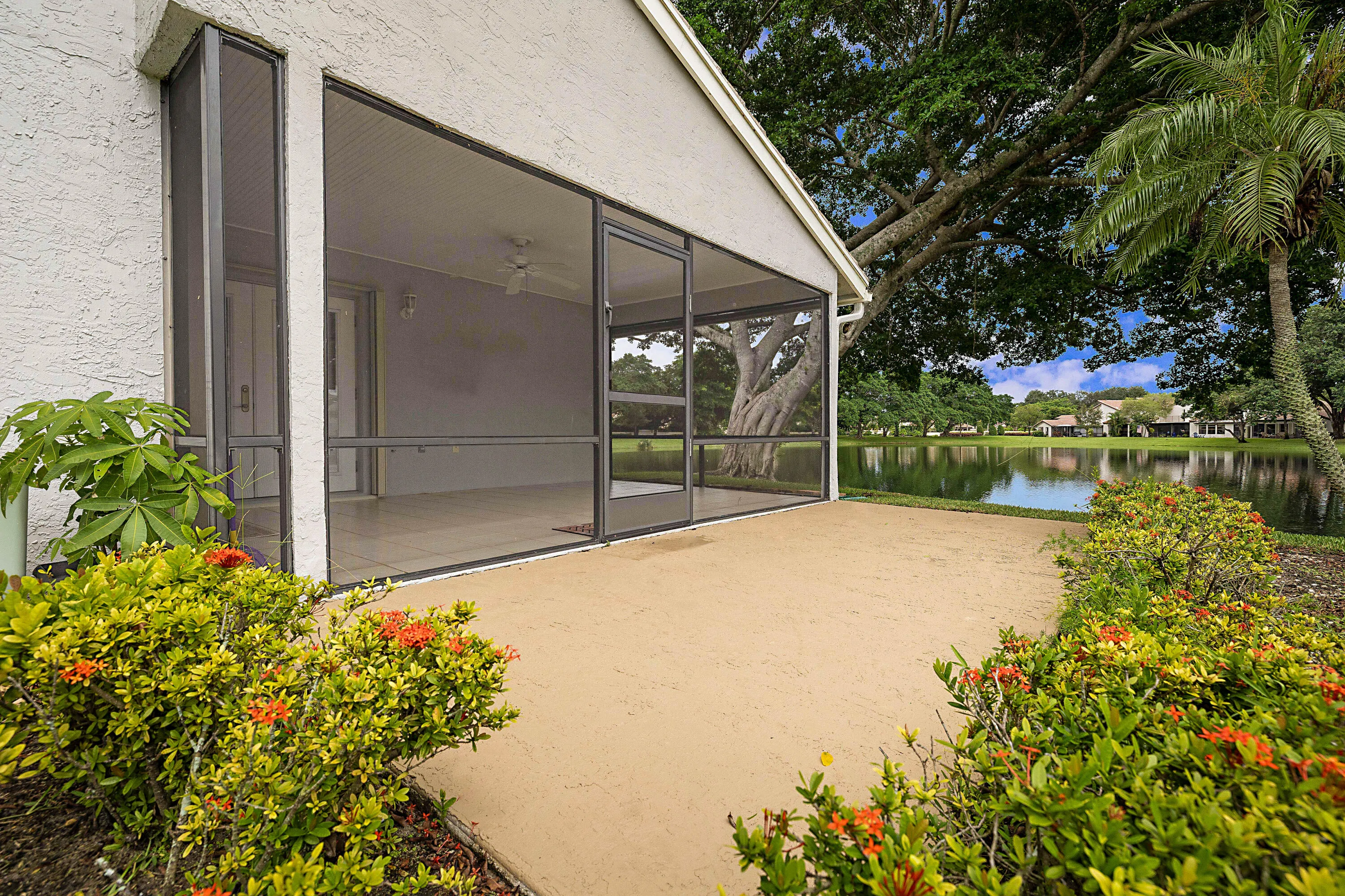 702 DEER CREEK NORTH SHORE Drive