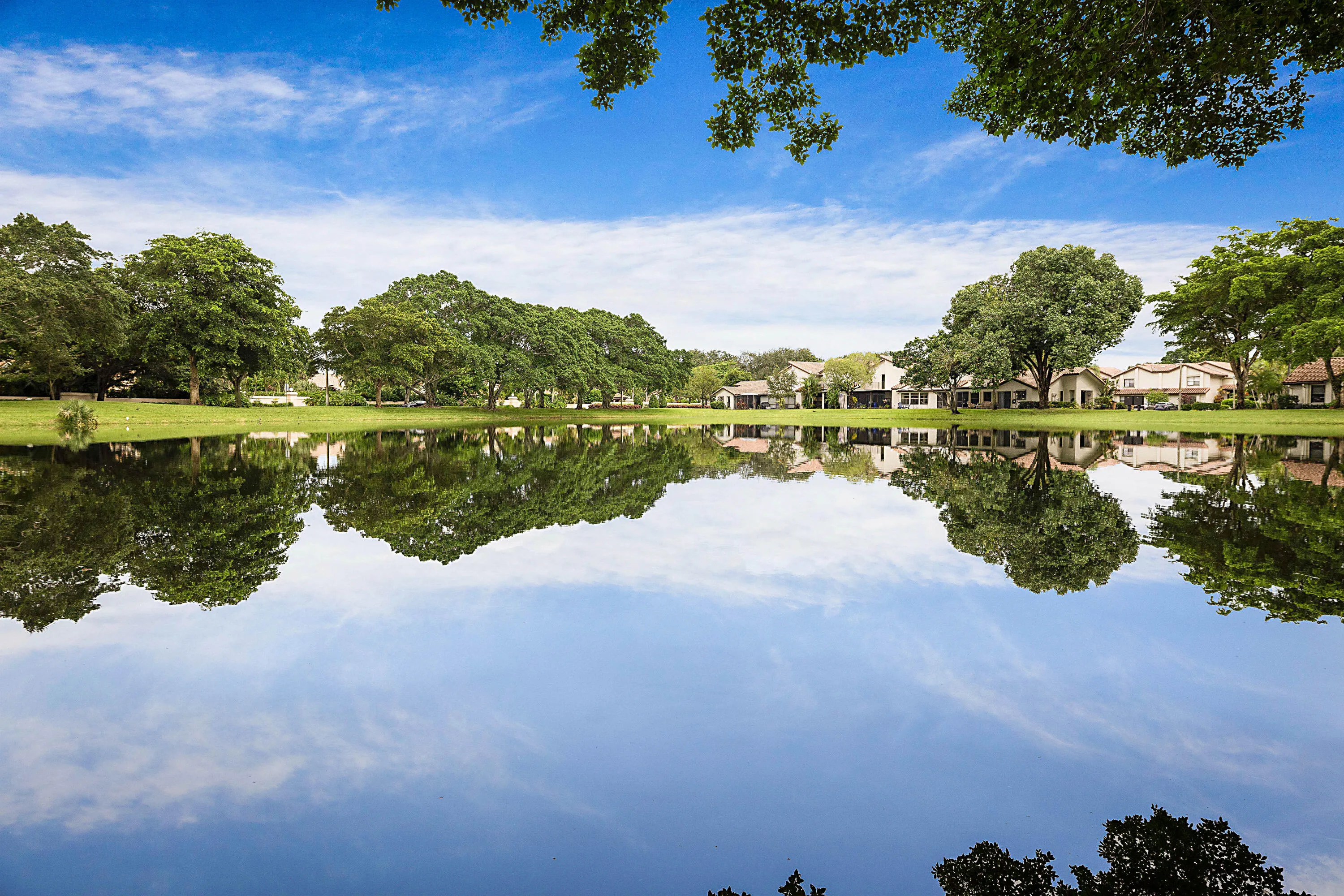 702 DEER CREEK NORTH SHORE Drive