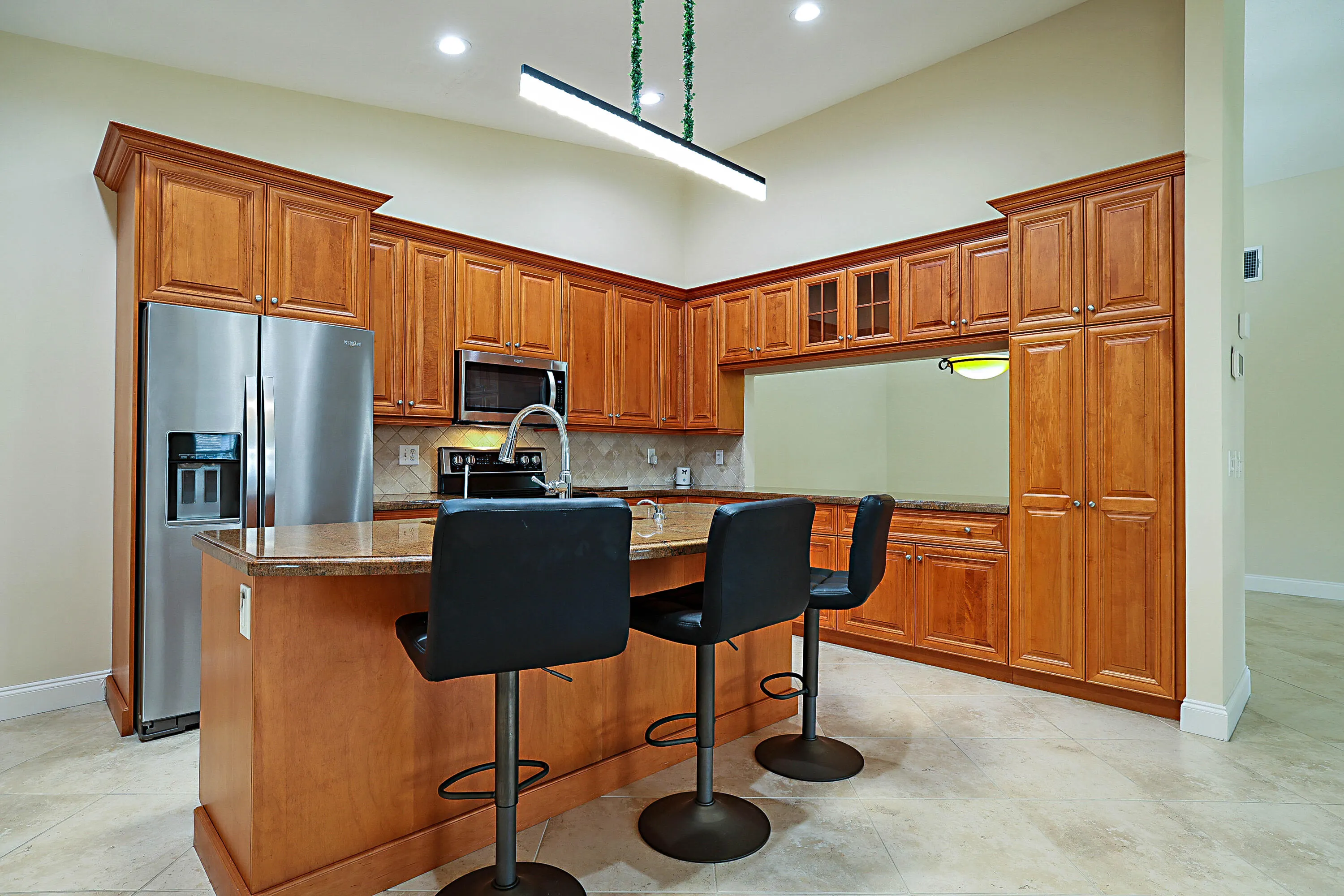 702 DEER CREEK NORTH SHORE Drive
