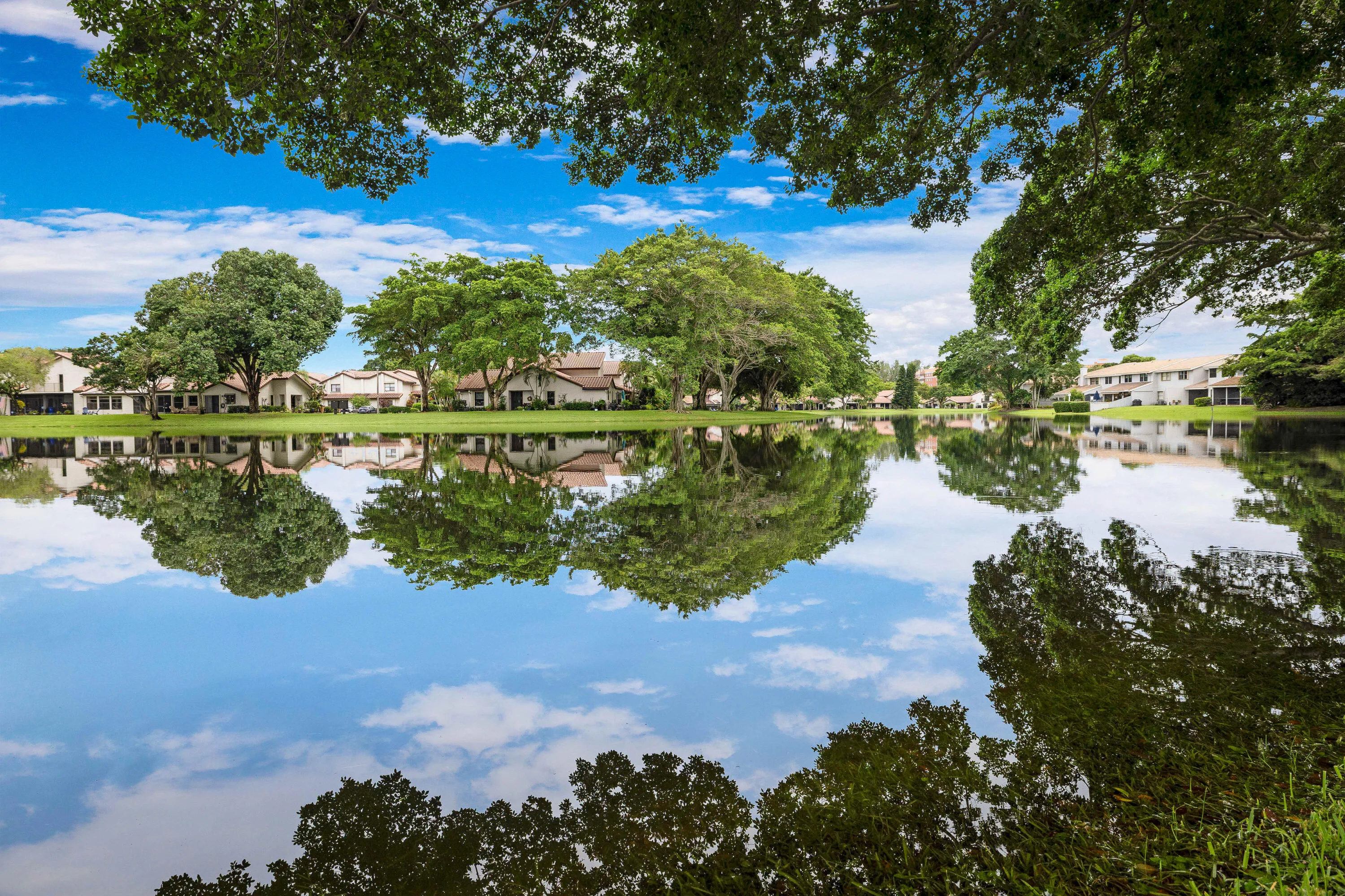 702 DEER CREEK NORTH SHORE Drive