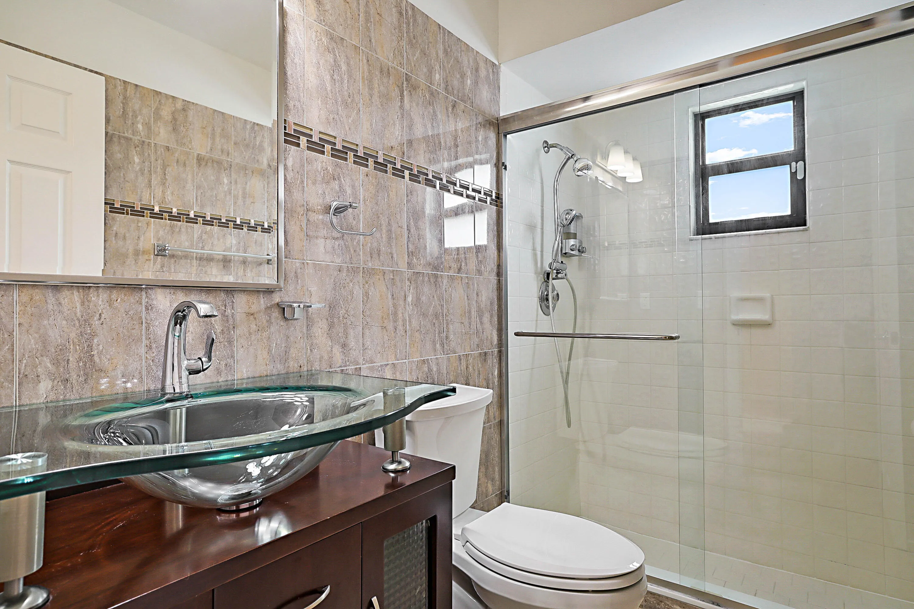 702 DEER CREEK NORTH SHORE Drive
