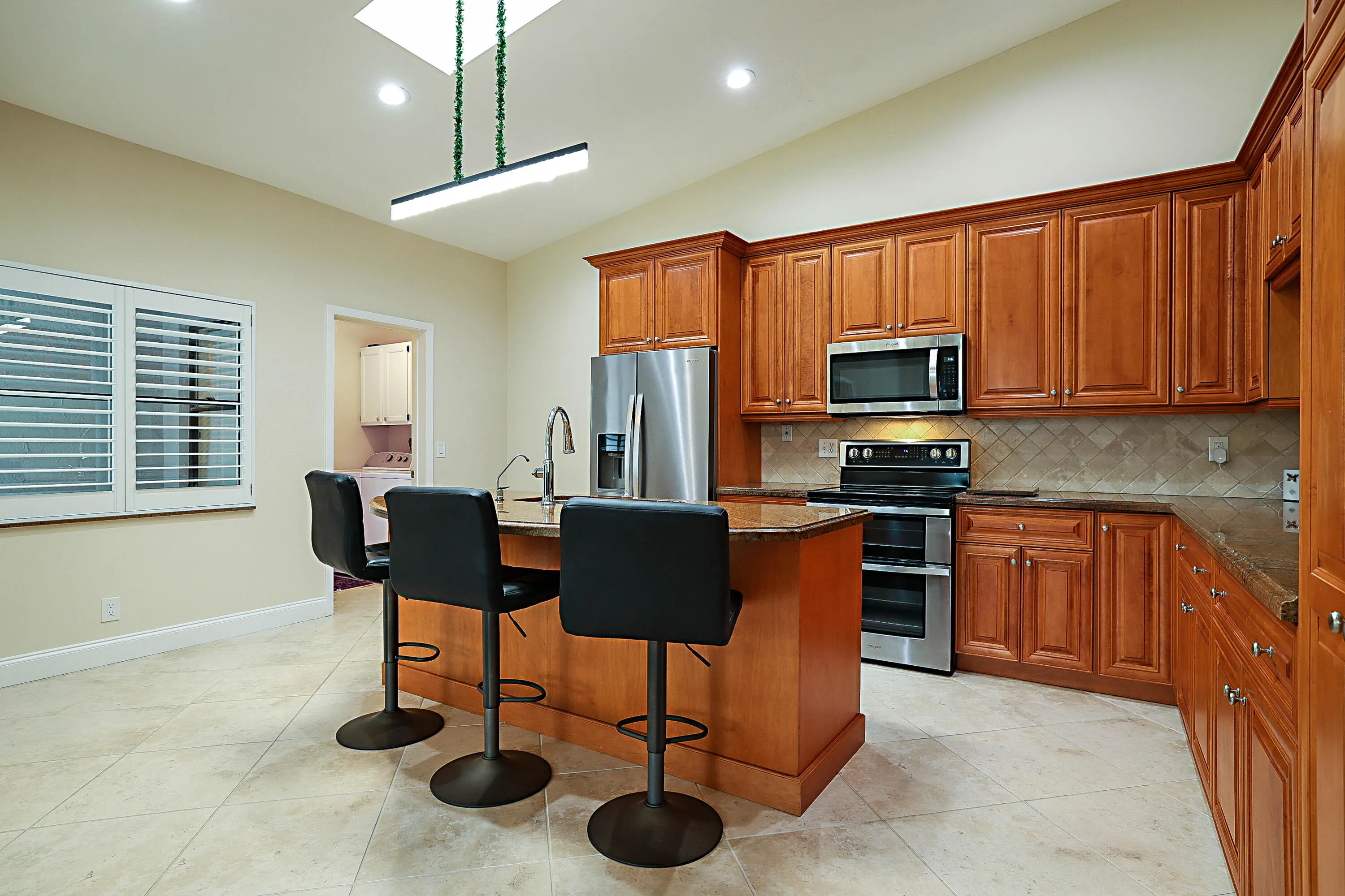 702 DEER CREEK NORTH SHORE Drive