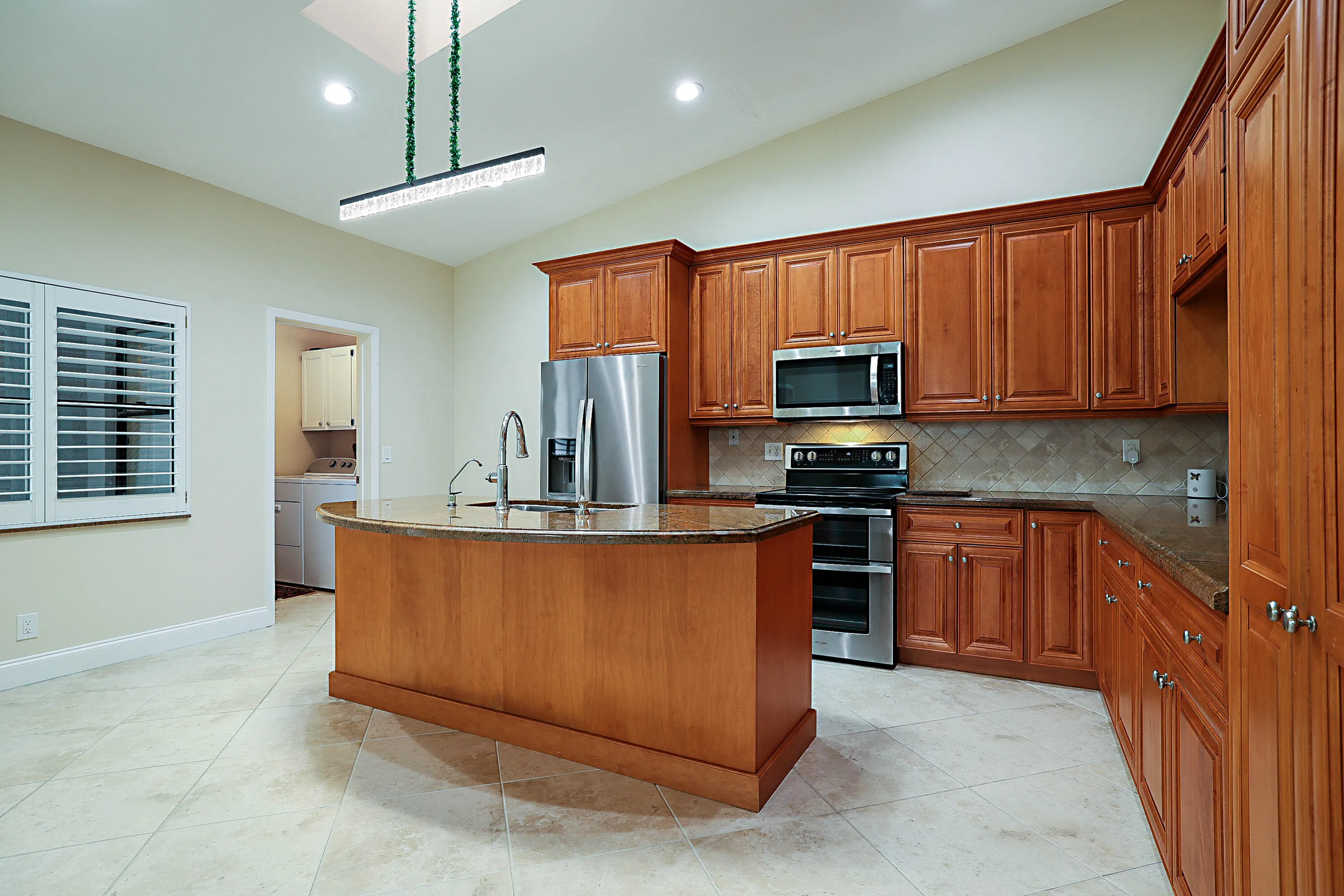 702 DEER CREEK NORTH SHORE Drive