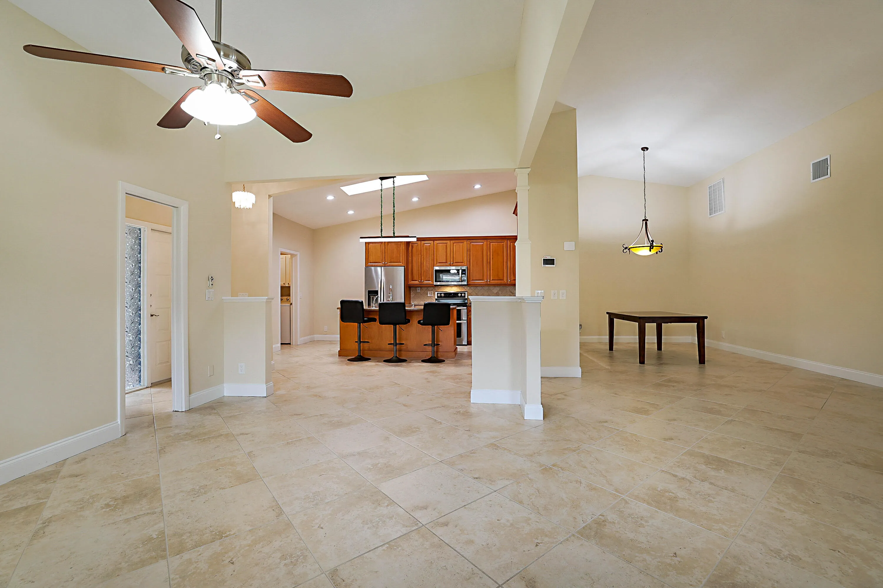 702 DEER CREEK NORTH SHORE Drive