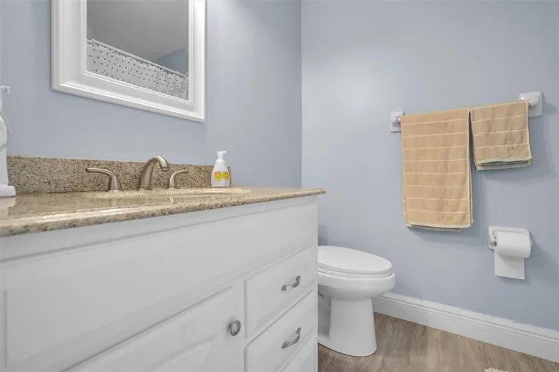 4734 SW 13TH Place