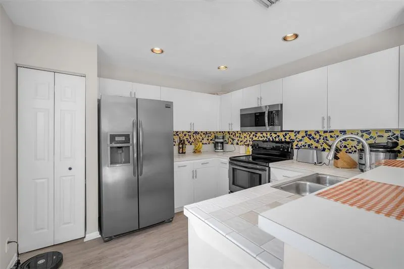 4734 SW 13TH Place