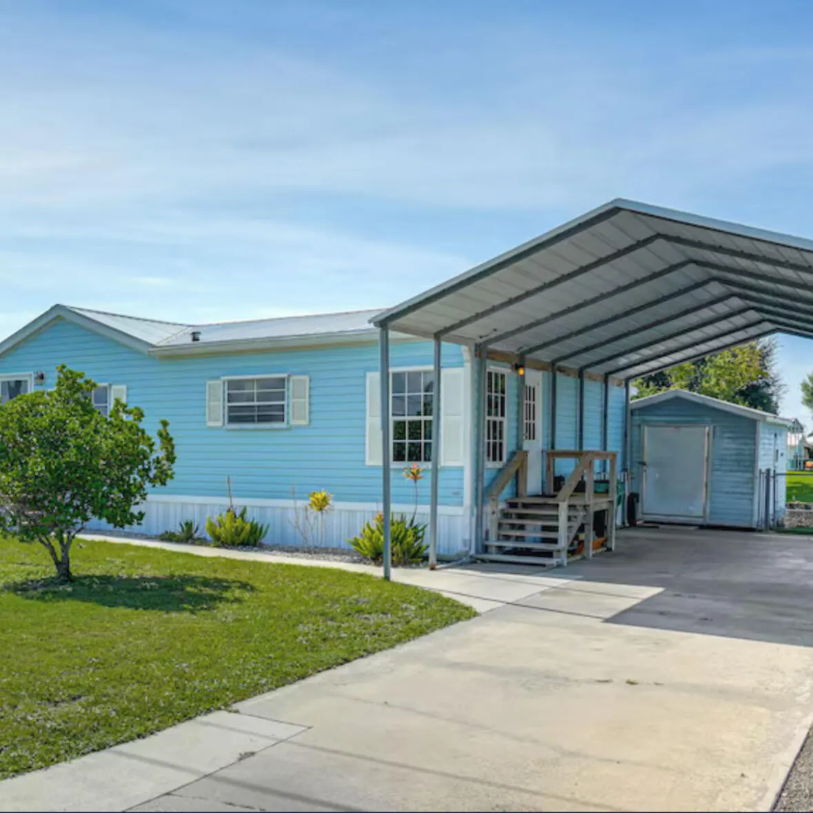 2128 SE 32ND Street