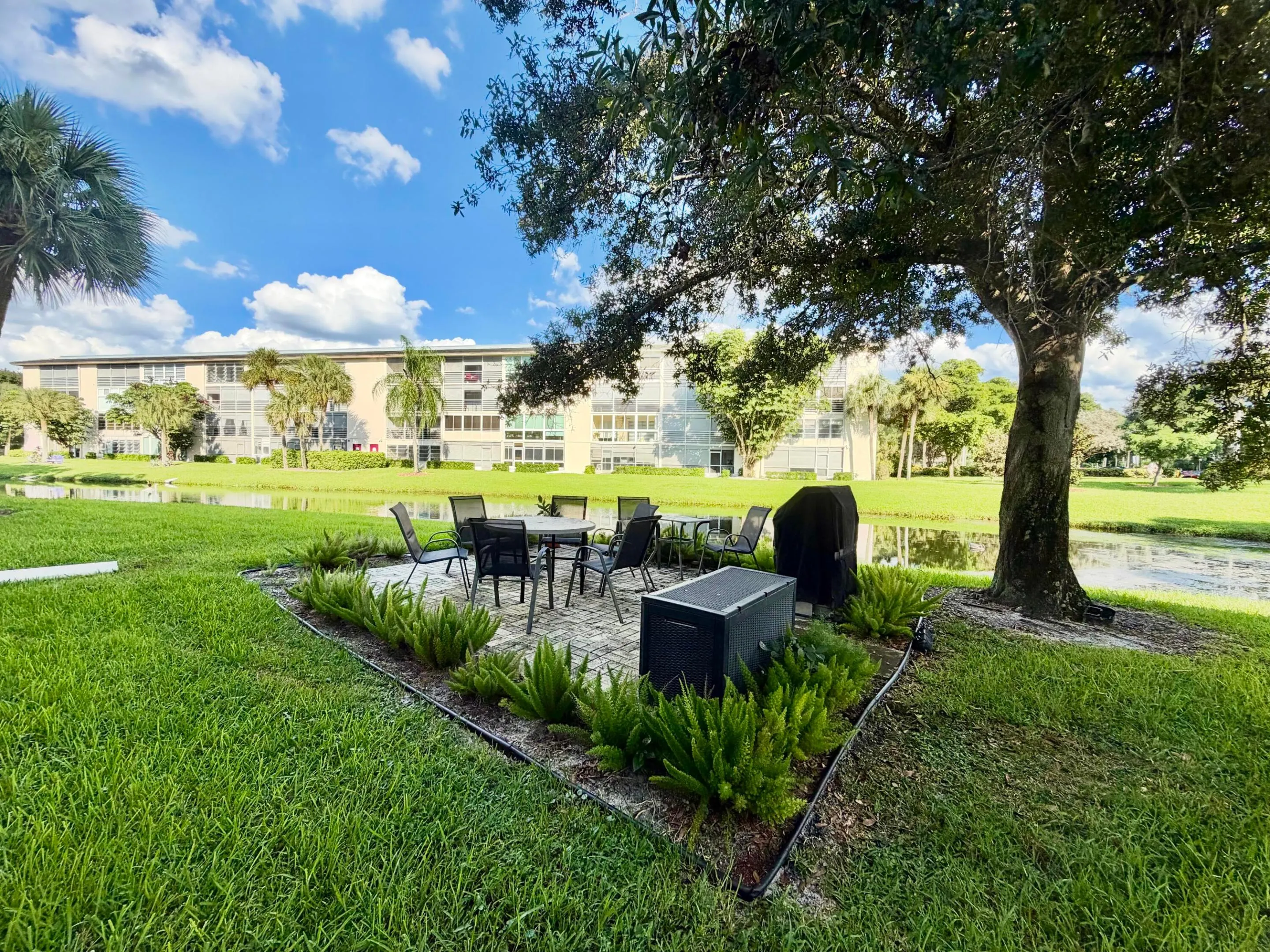 4401 MARTINIQUE Court #H2