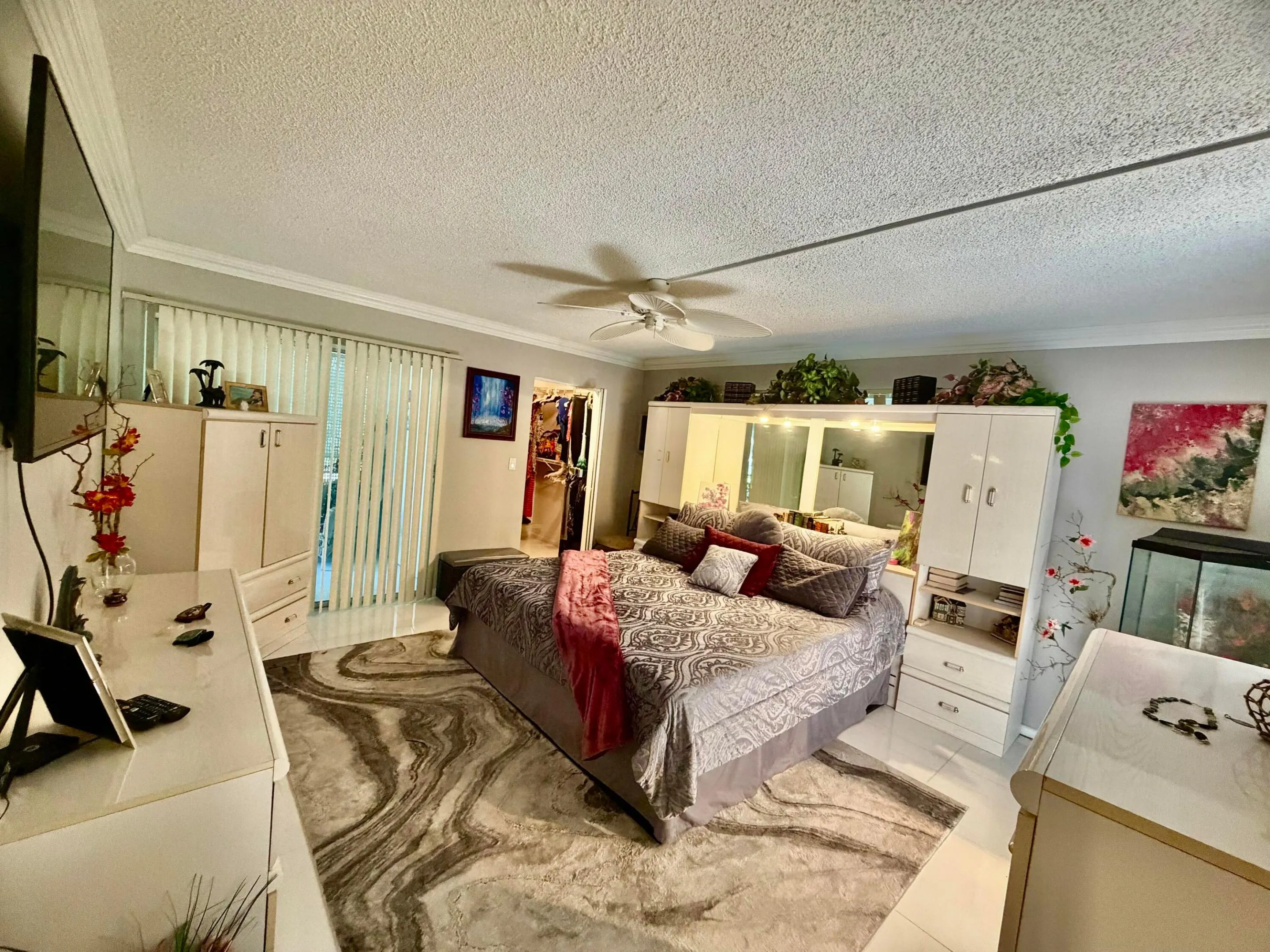 4401 MARTINIQUE Court #H2