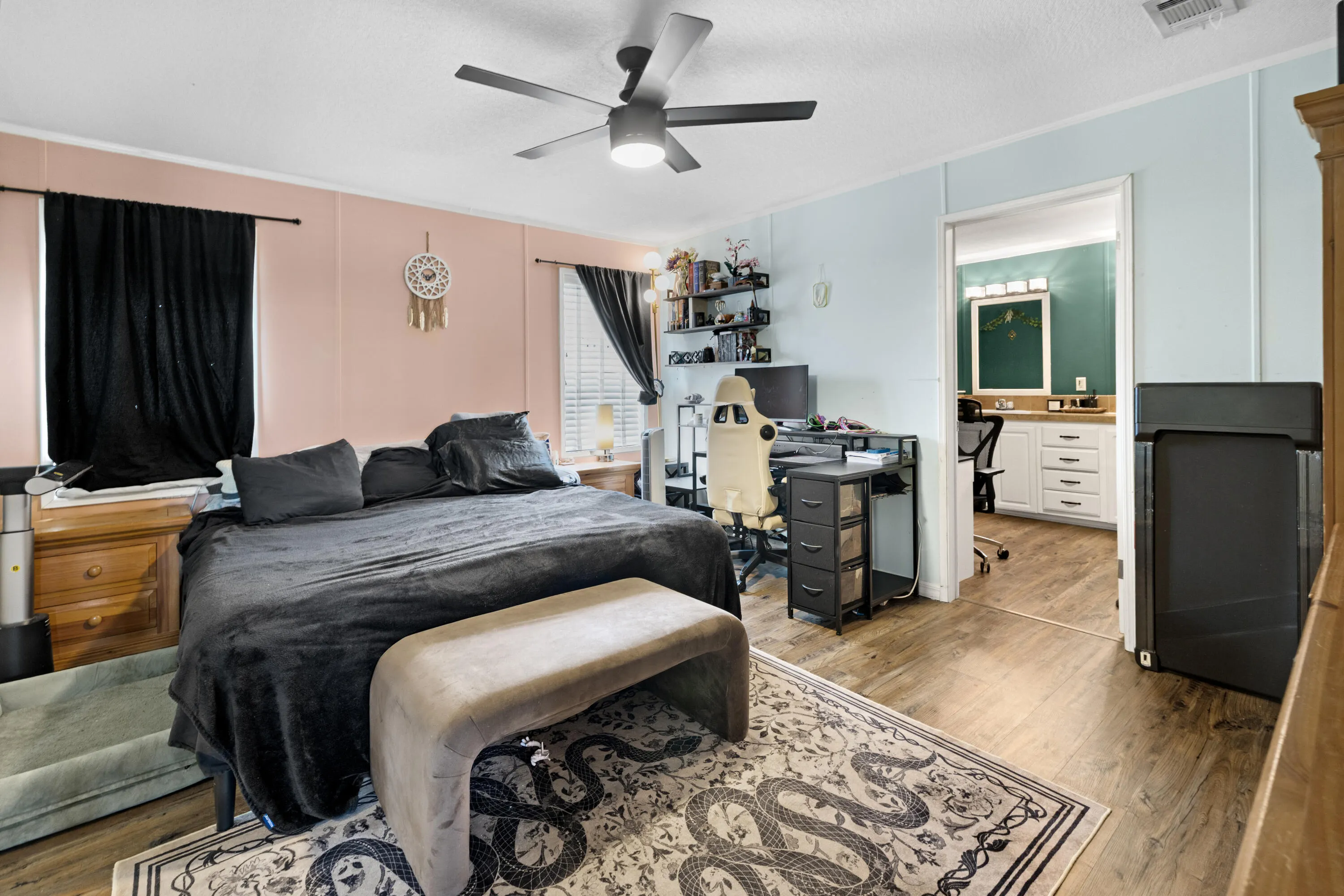 1836 SE 32ND Street