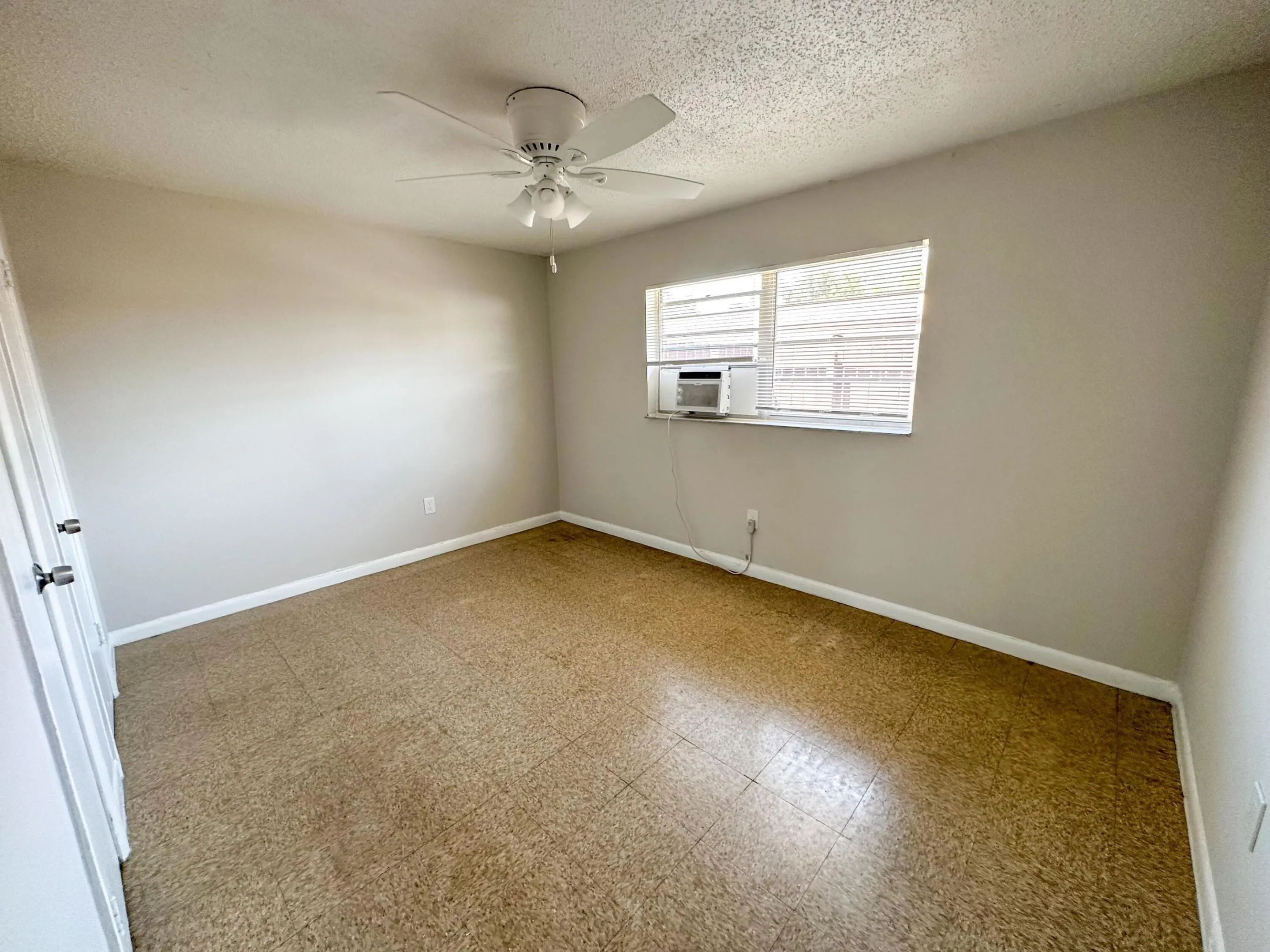 3451 Hi St