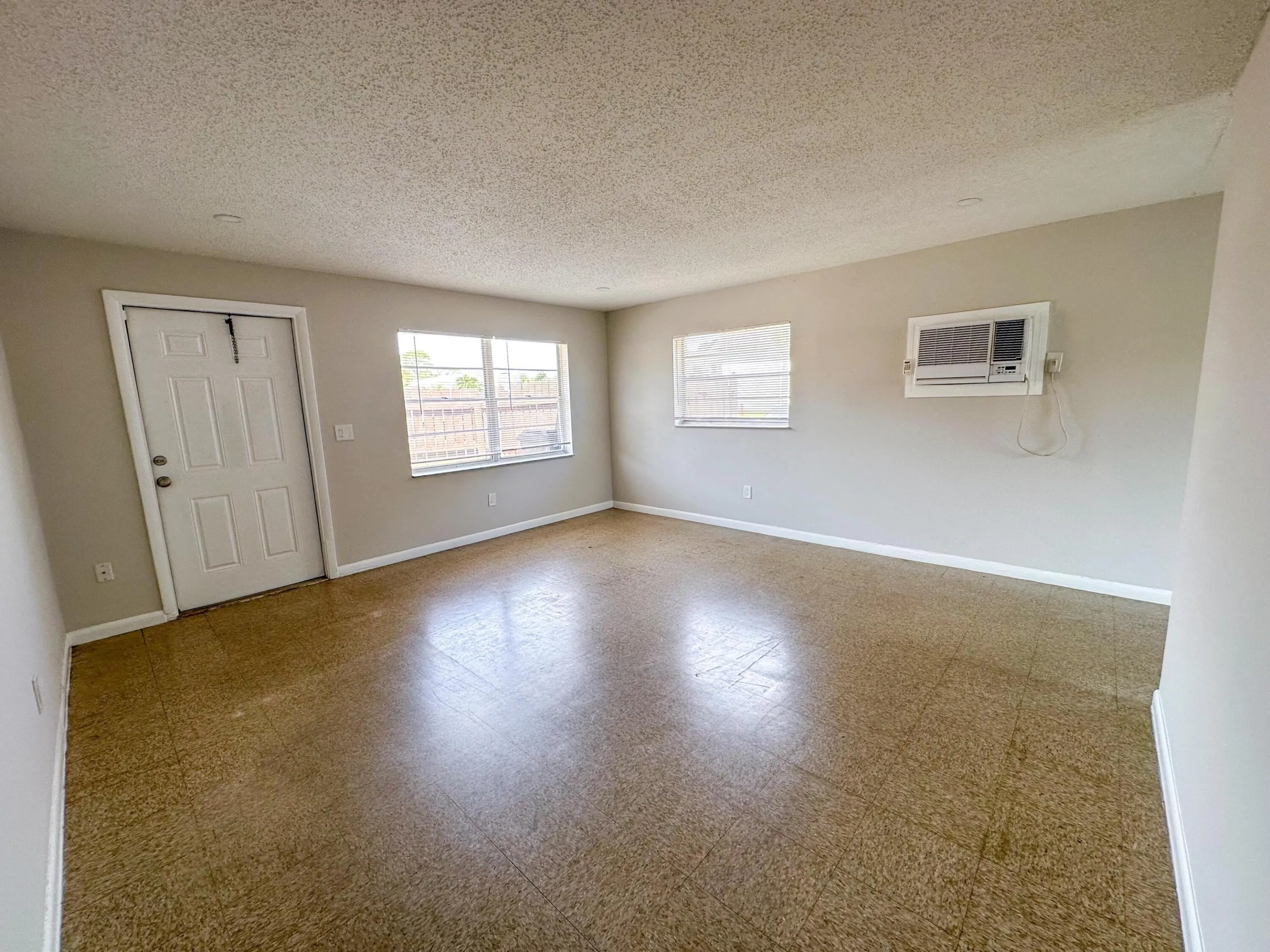 3451 Hi St