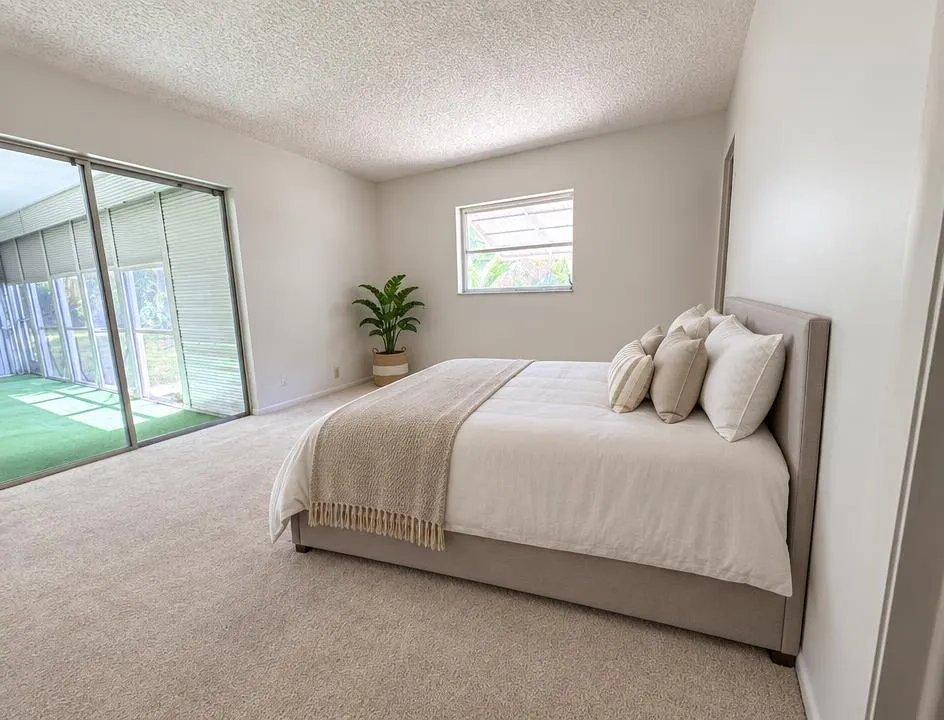 1410 NW 48TH Place