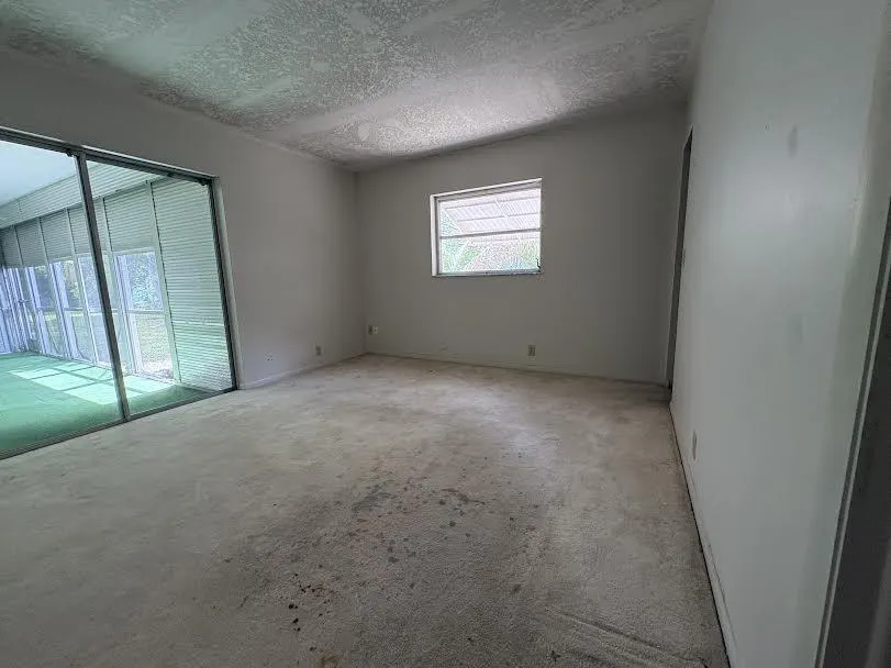 1410 NW 48TH Place