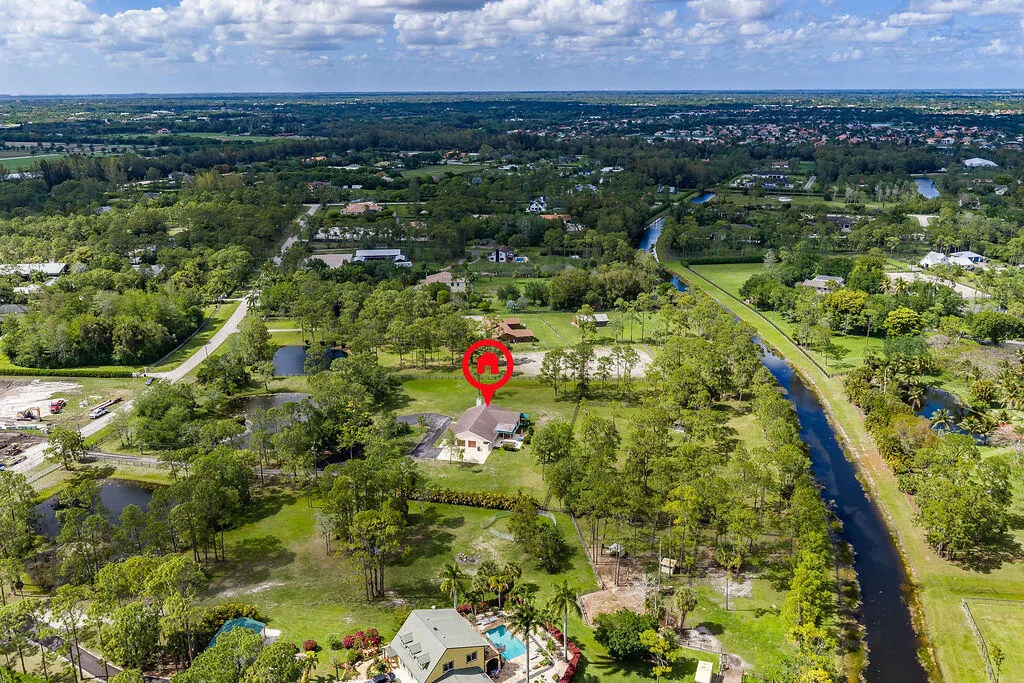 5562 REYNOLDS Road