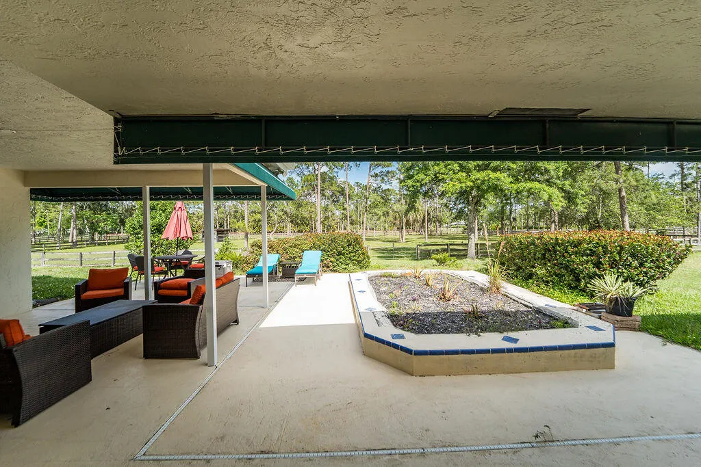 5562 REYNOLDS Road