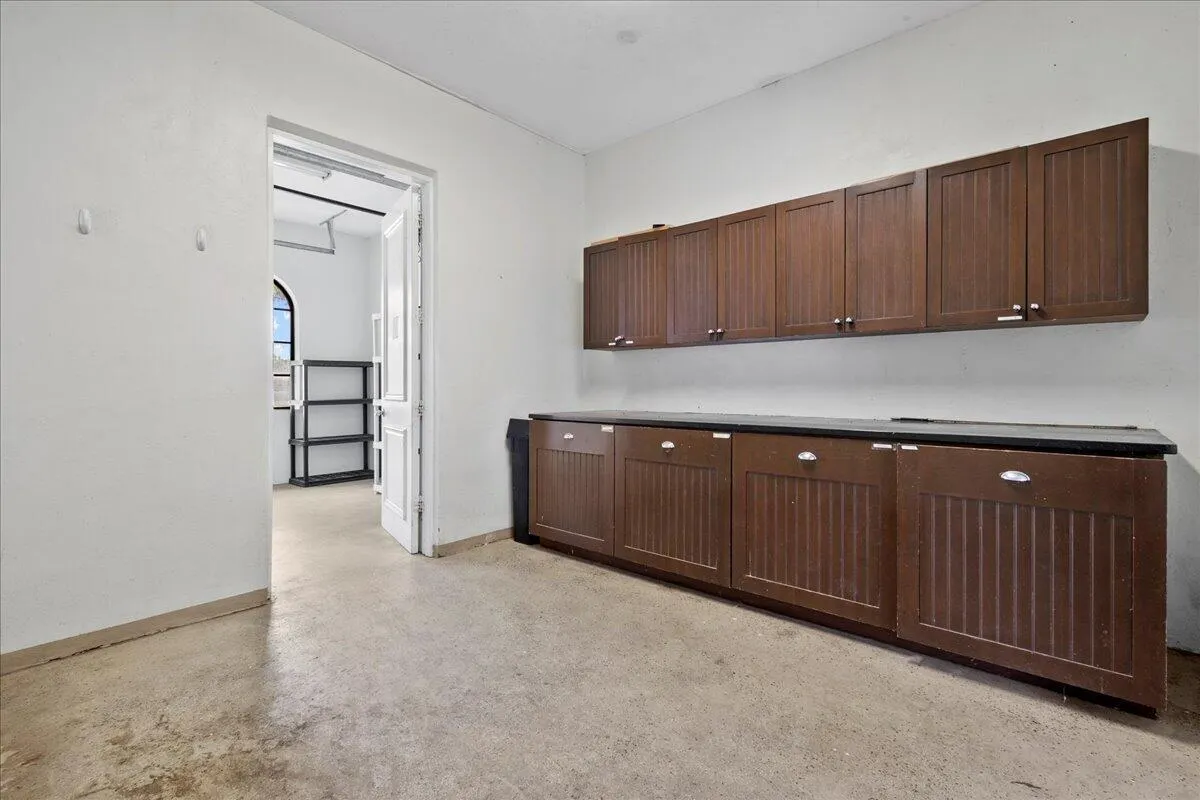 15636 Sunnyland Lane
