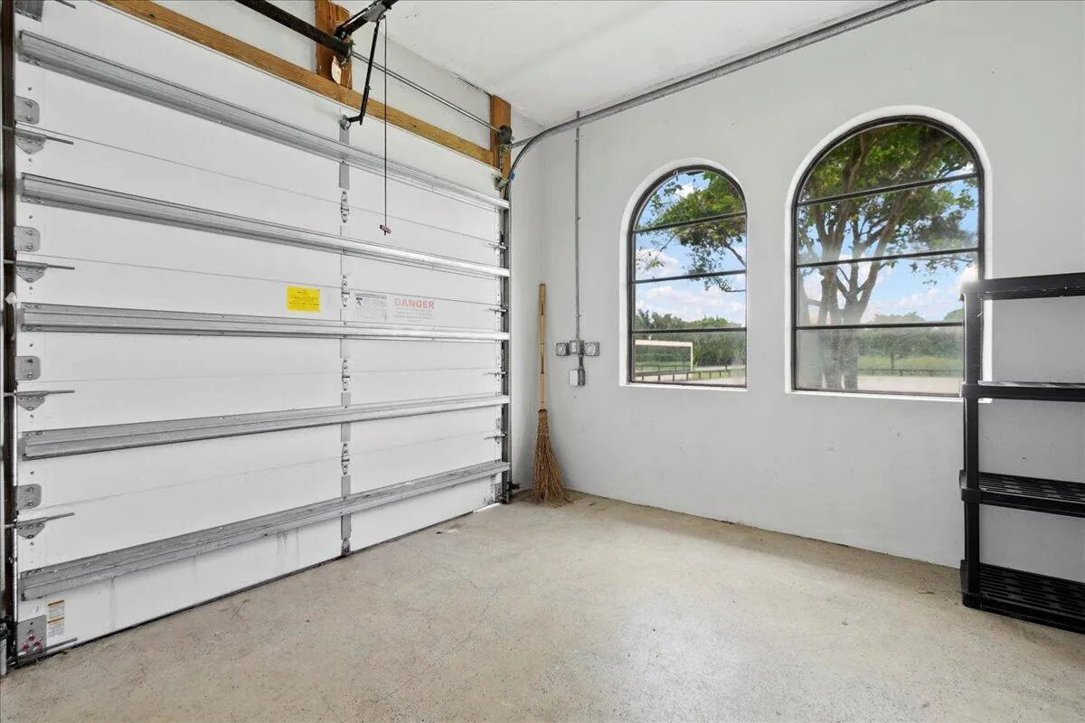 15636 Sunnyland Lane
