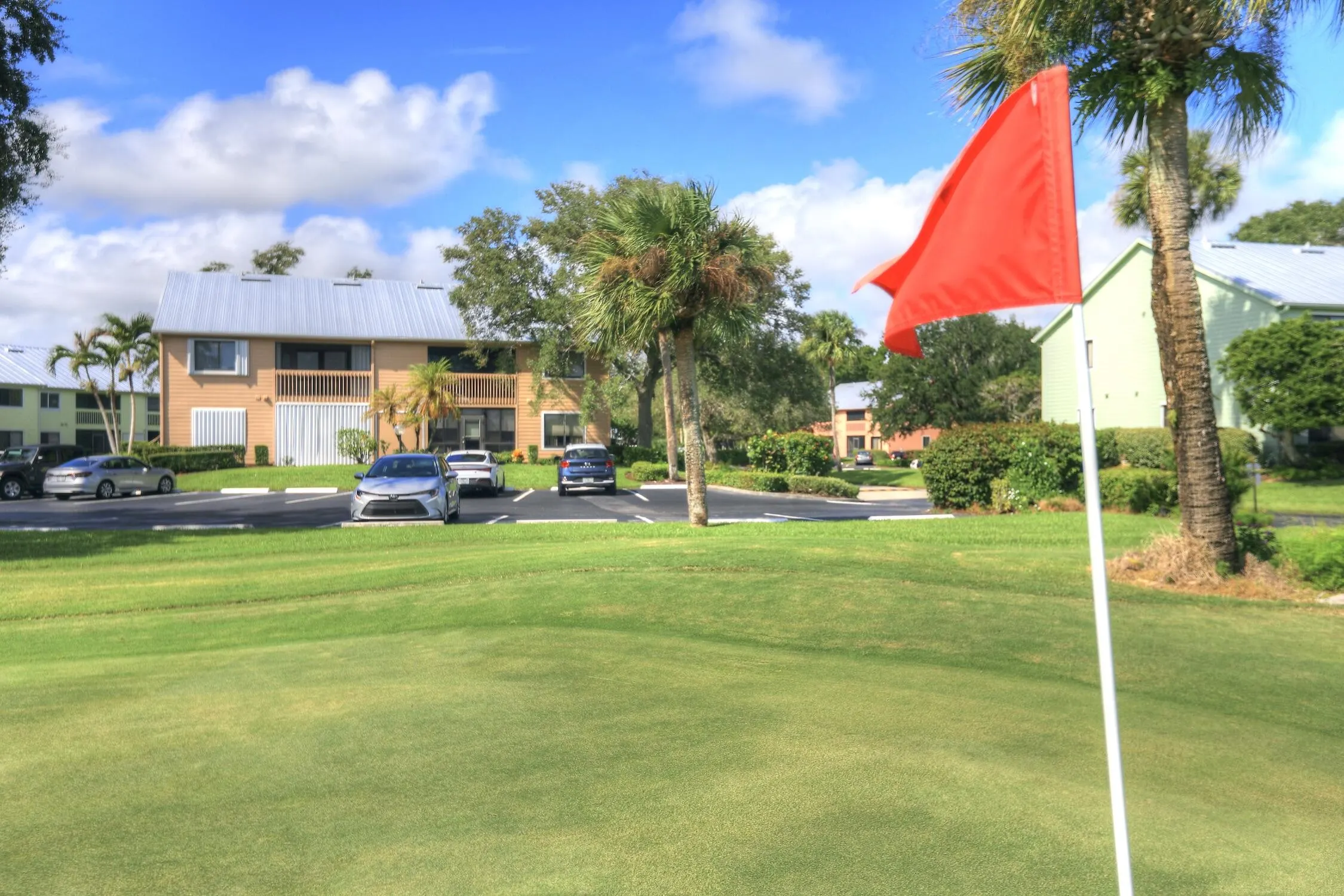 5685 MARINA Drive #4