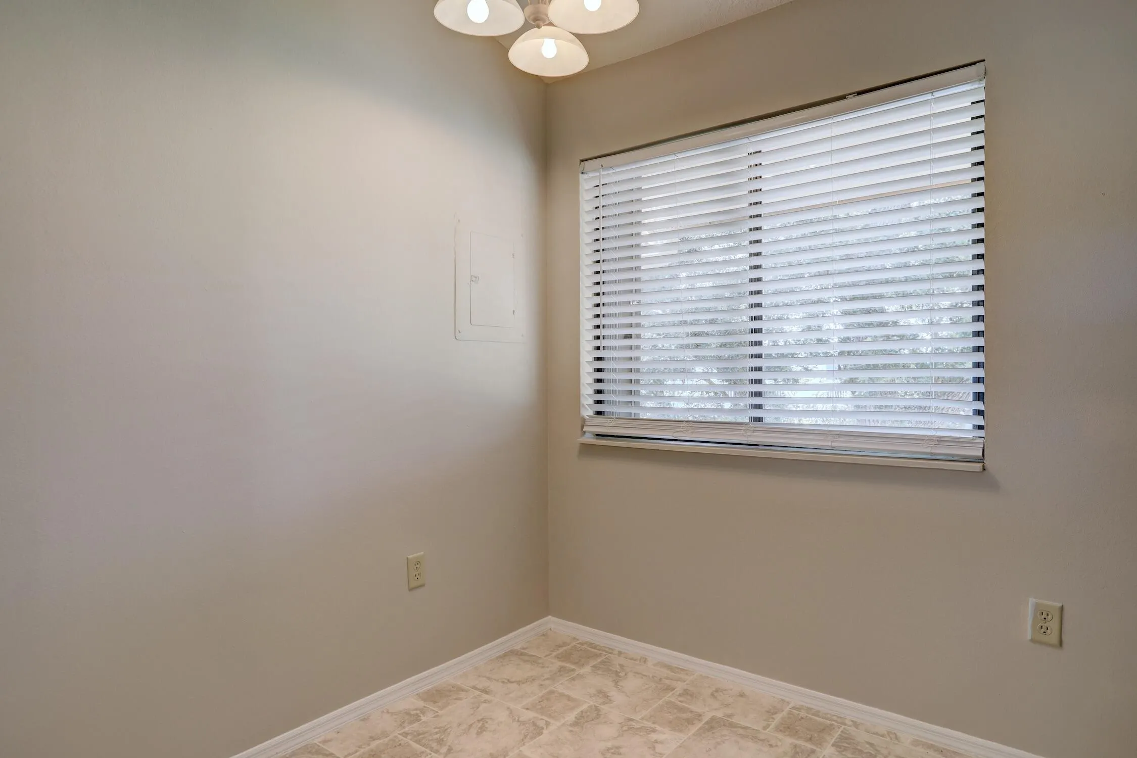 5685 MARINA Drive #4