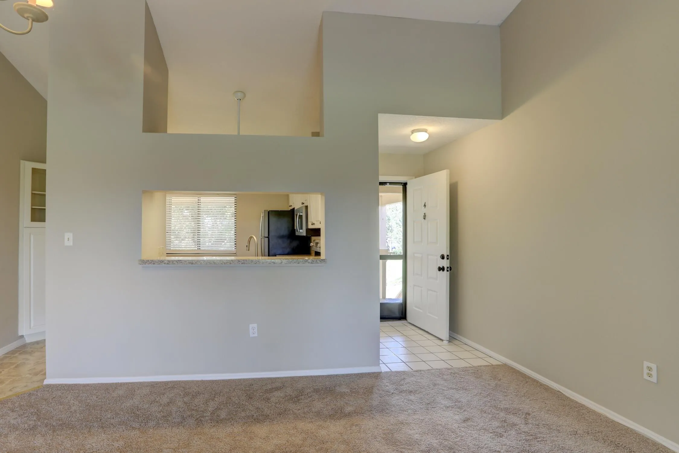 5685 MARINA Drive #4