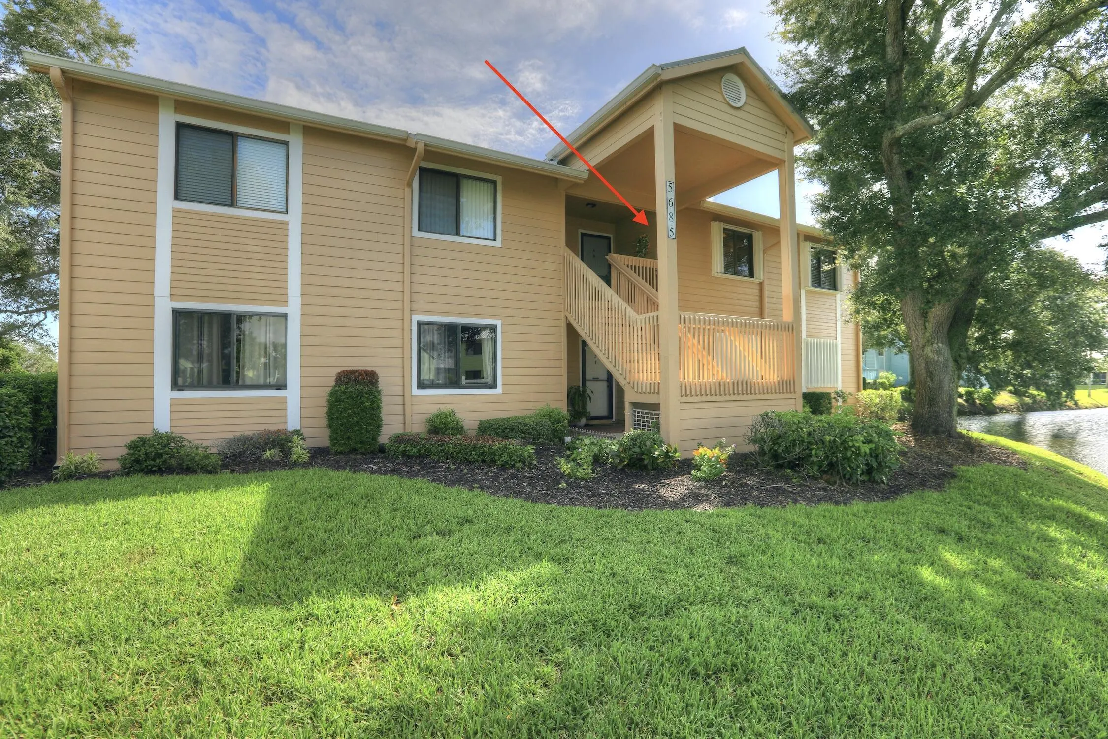 5685 MARINA Drive #4