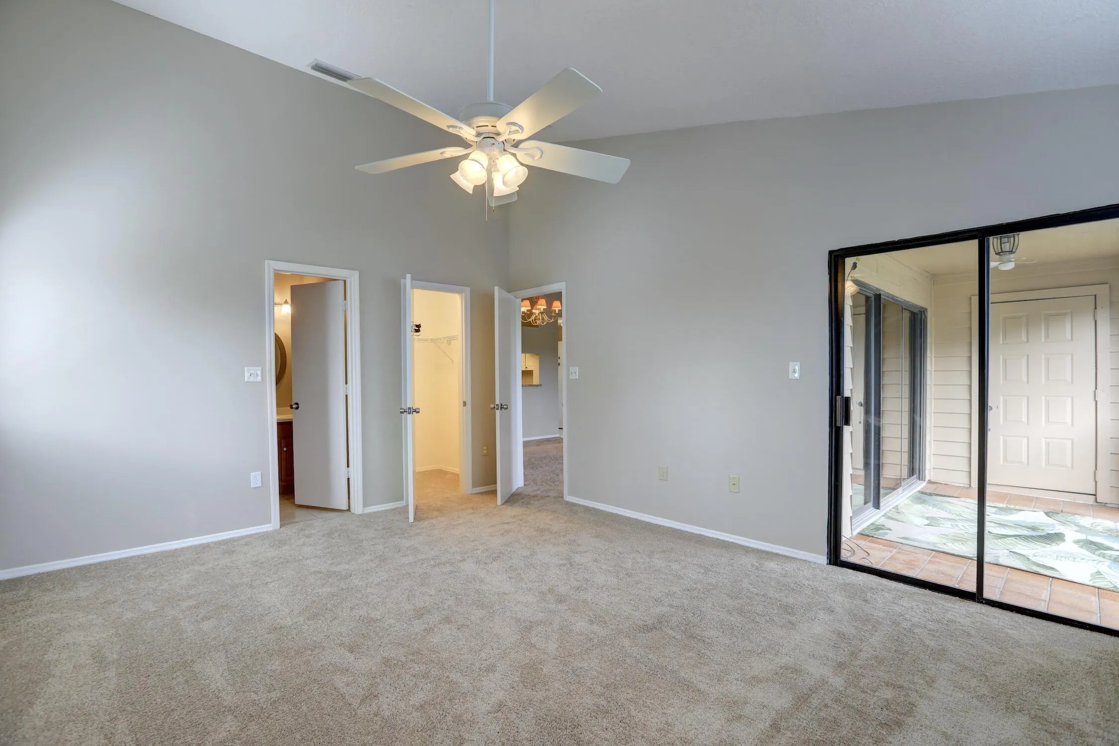 5685 MARINA Drive #4