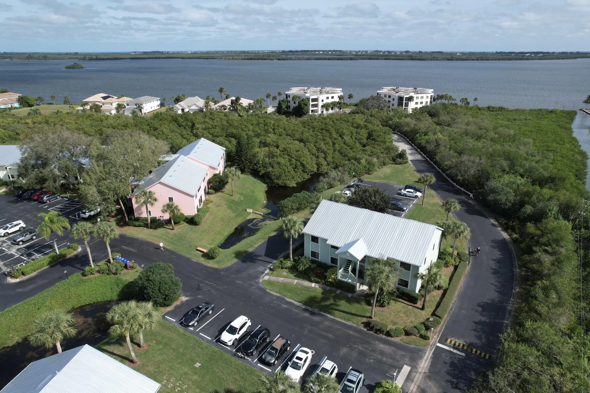 5685 MARINA Drive #4