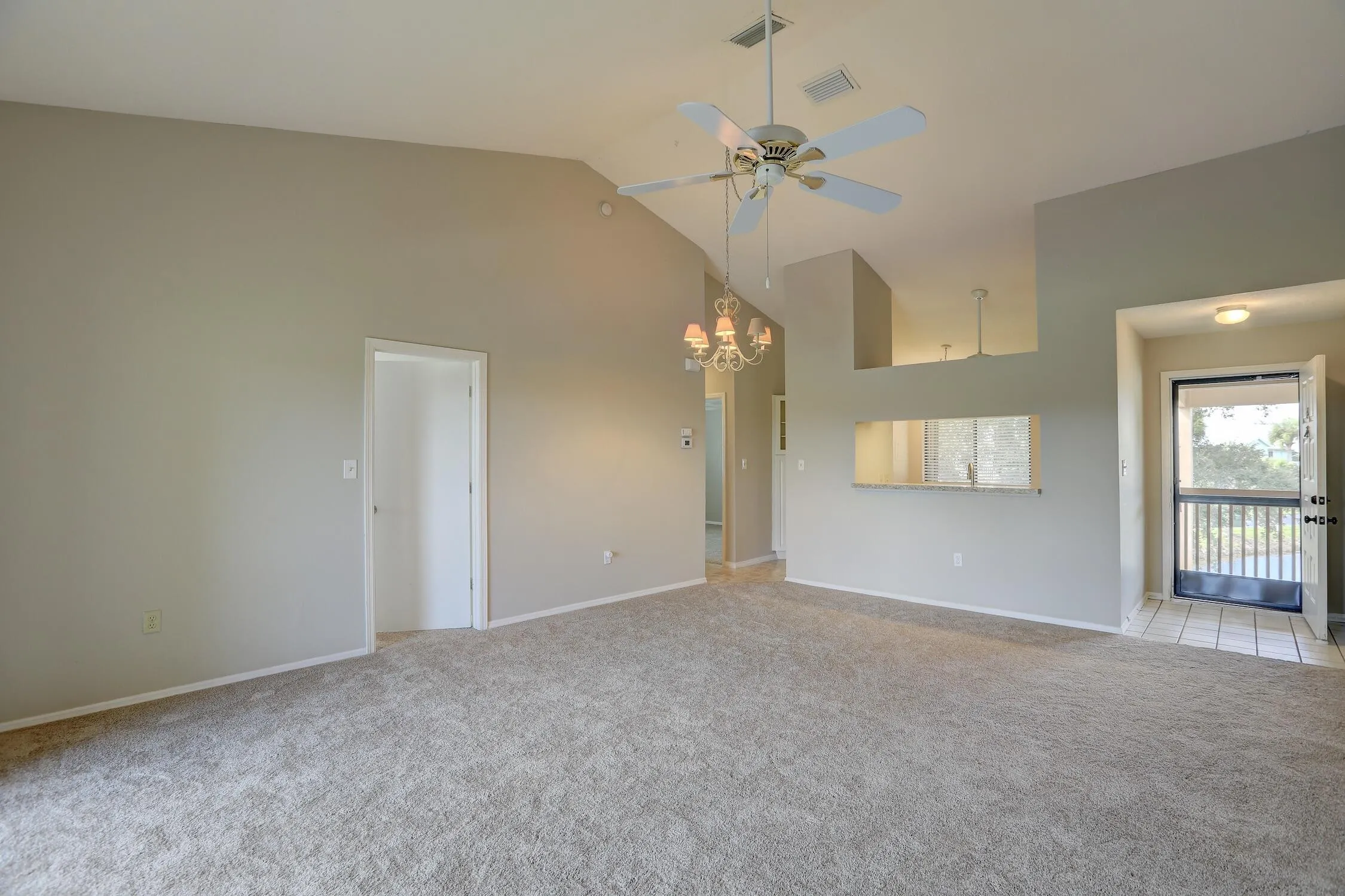 5685 MARINA Drive #4