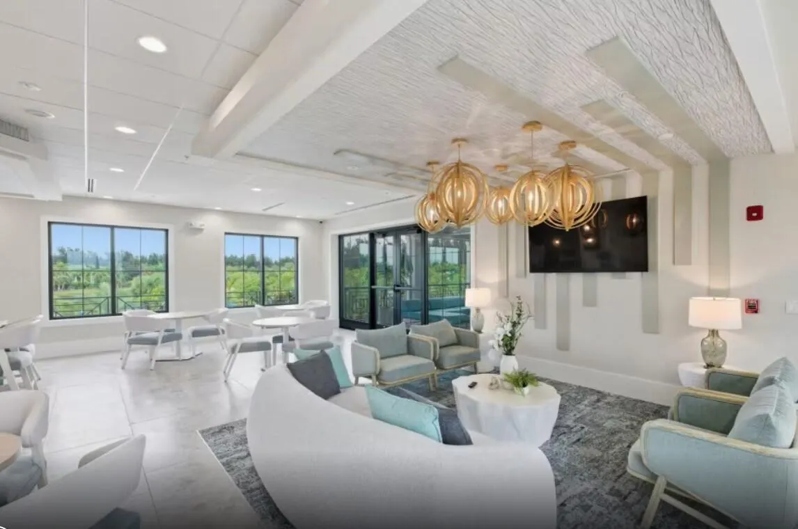 4484 Santa Maria Circle #270 Ascent