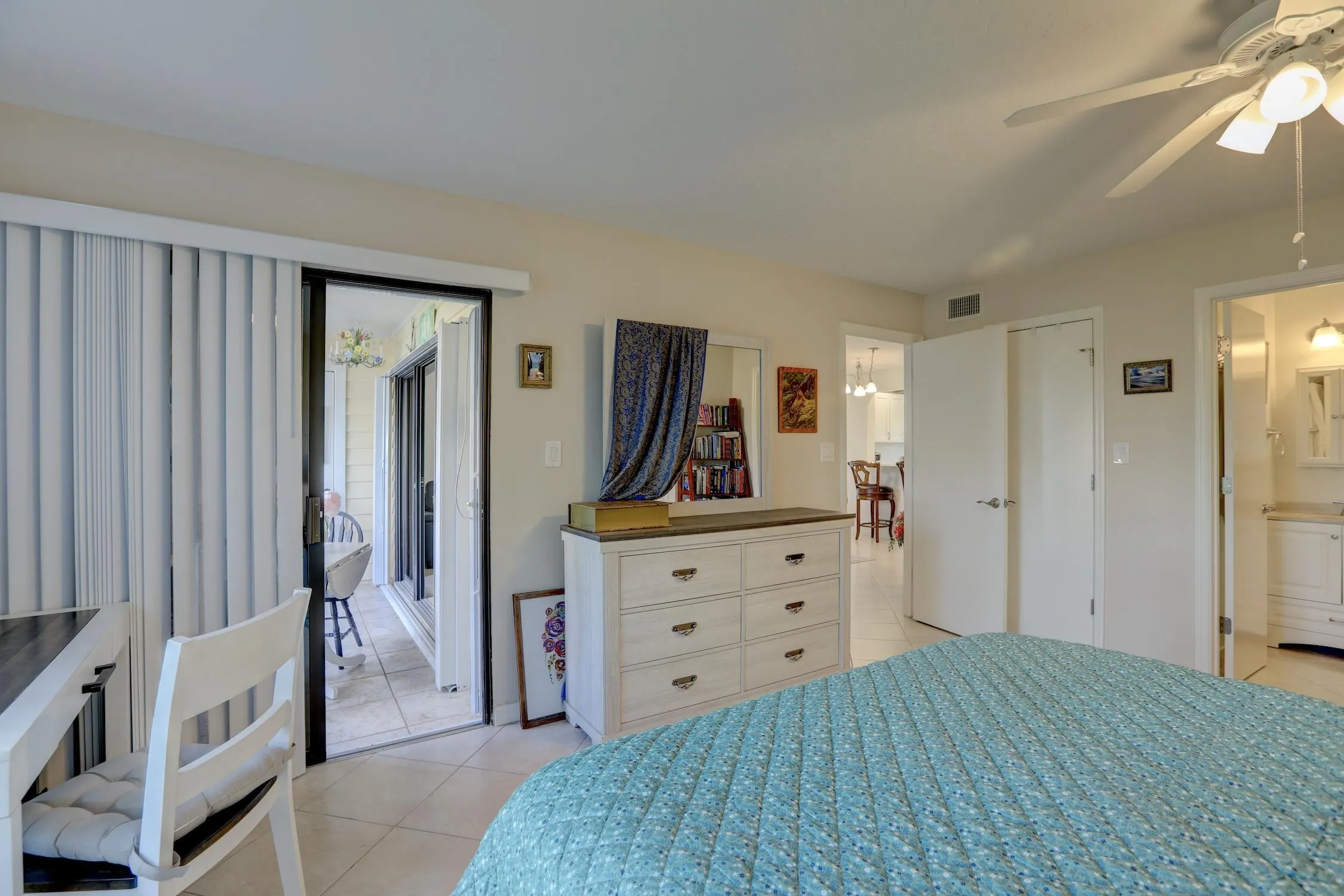 9626 RIVERSIDE Drive #1