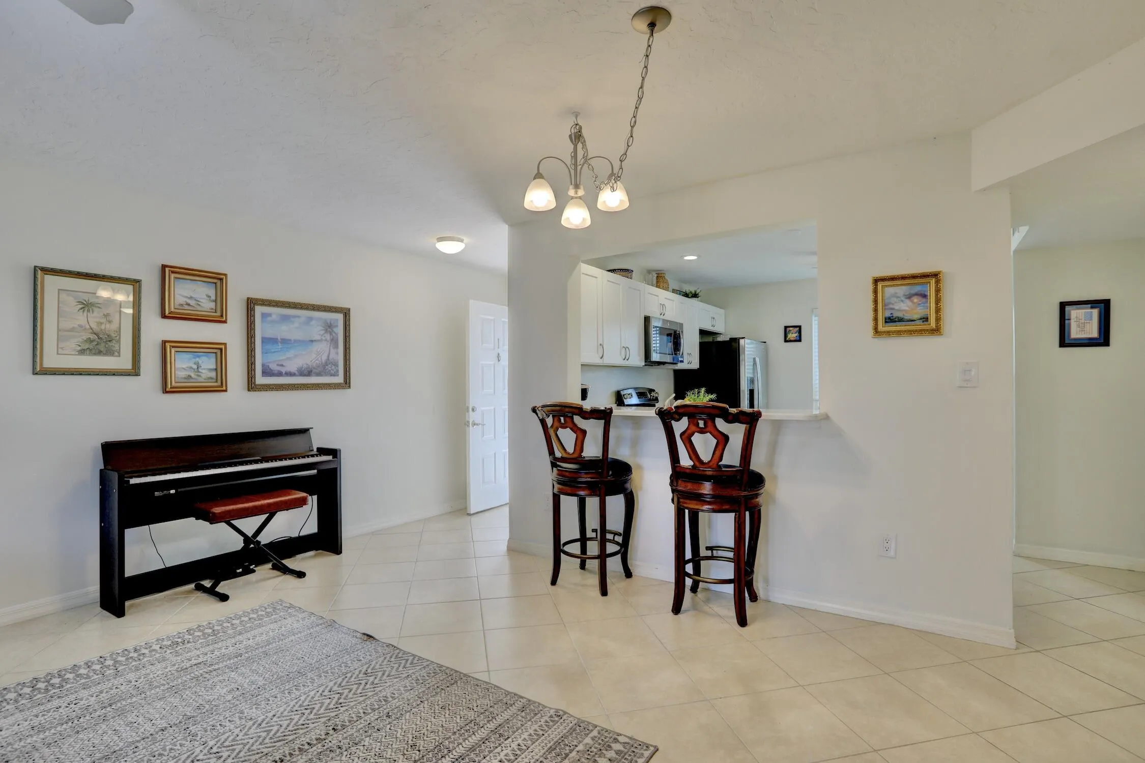 9626 RIVERSIDE Drive #1