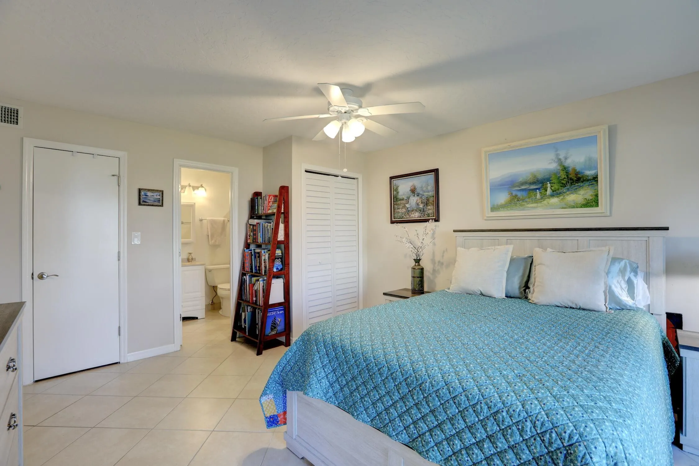 9626 RIVERSIDE Drive #1