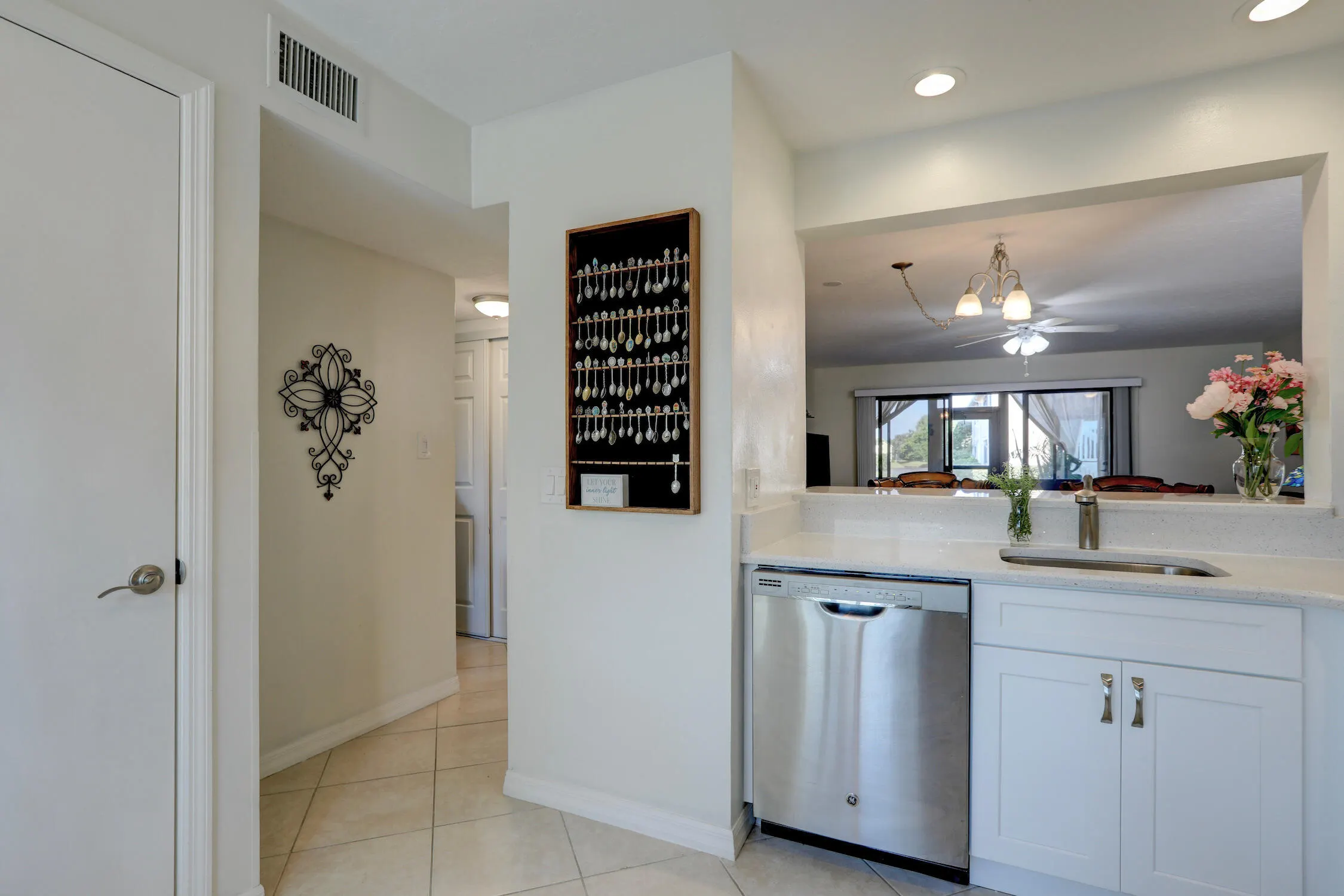 9626 RIVERSIDE Drive #1