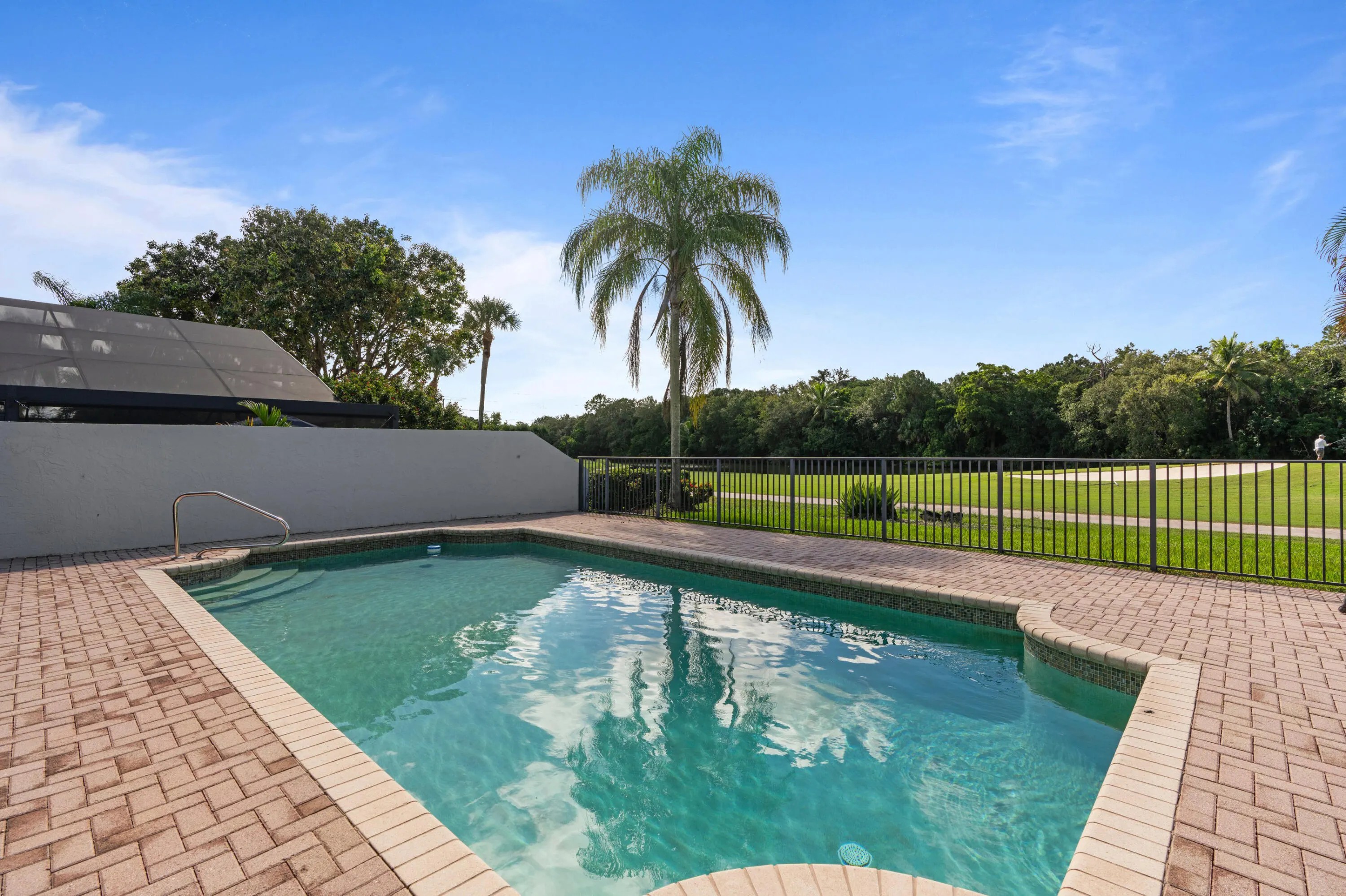 21452 BRIDGE VIEW Drive