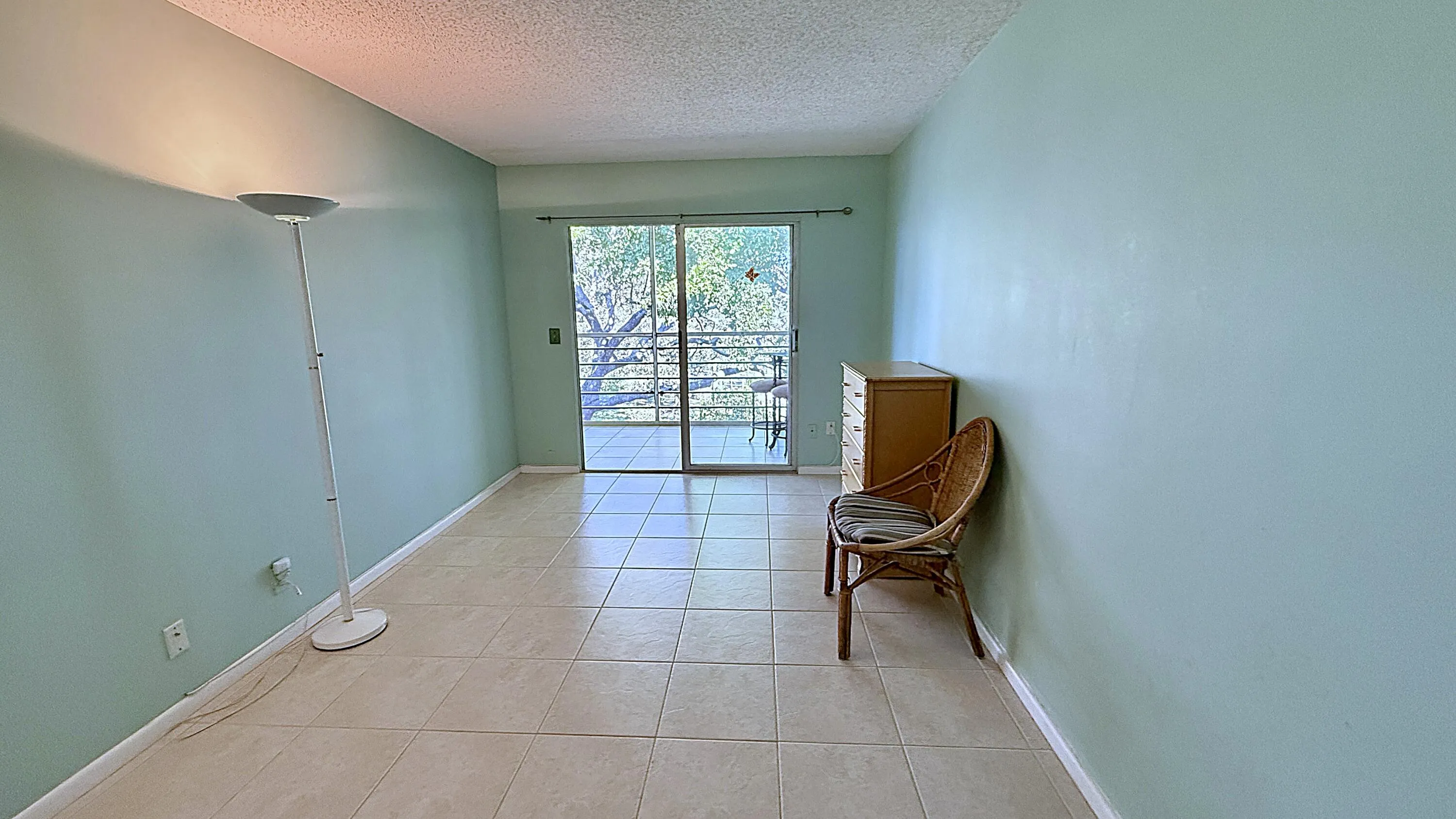 4075 NEWPORT Q Drive