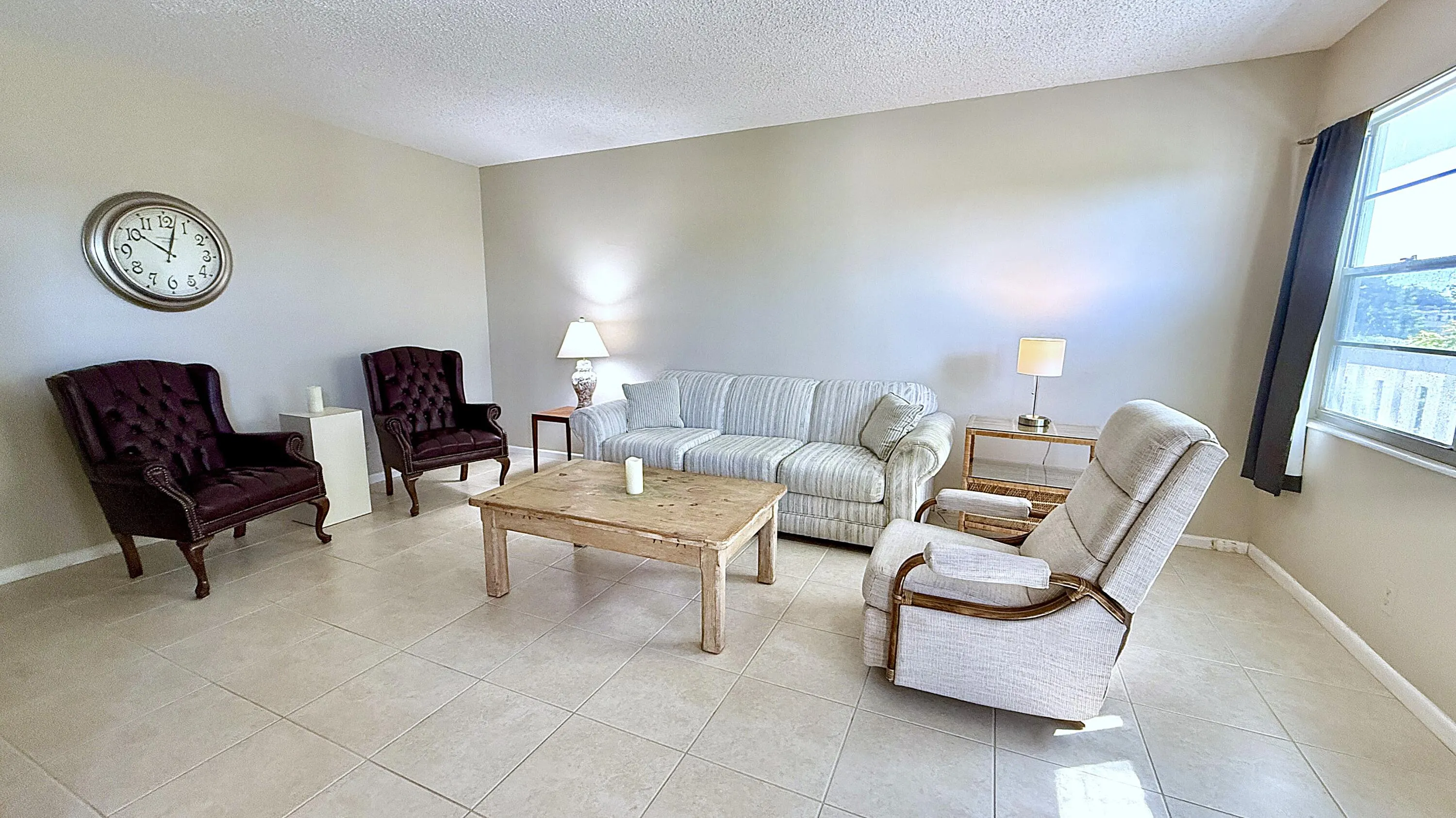 4075 NEWPORT Q Drive
