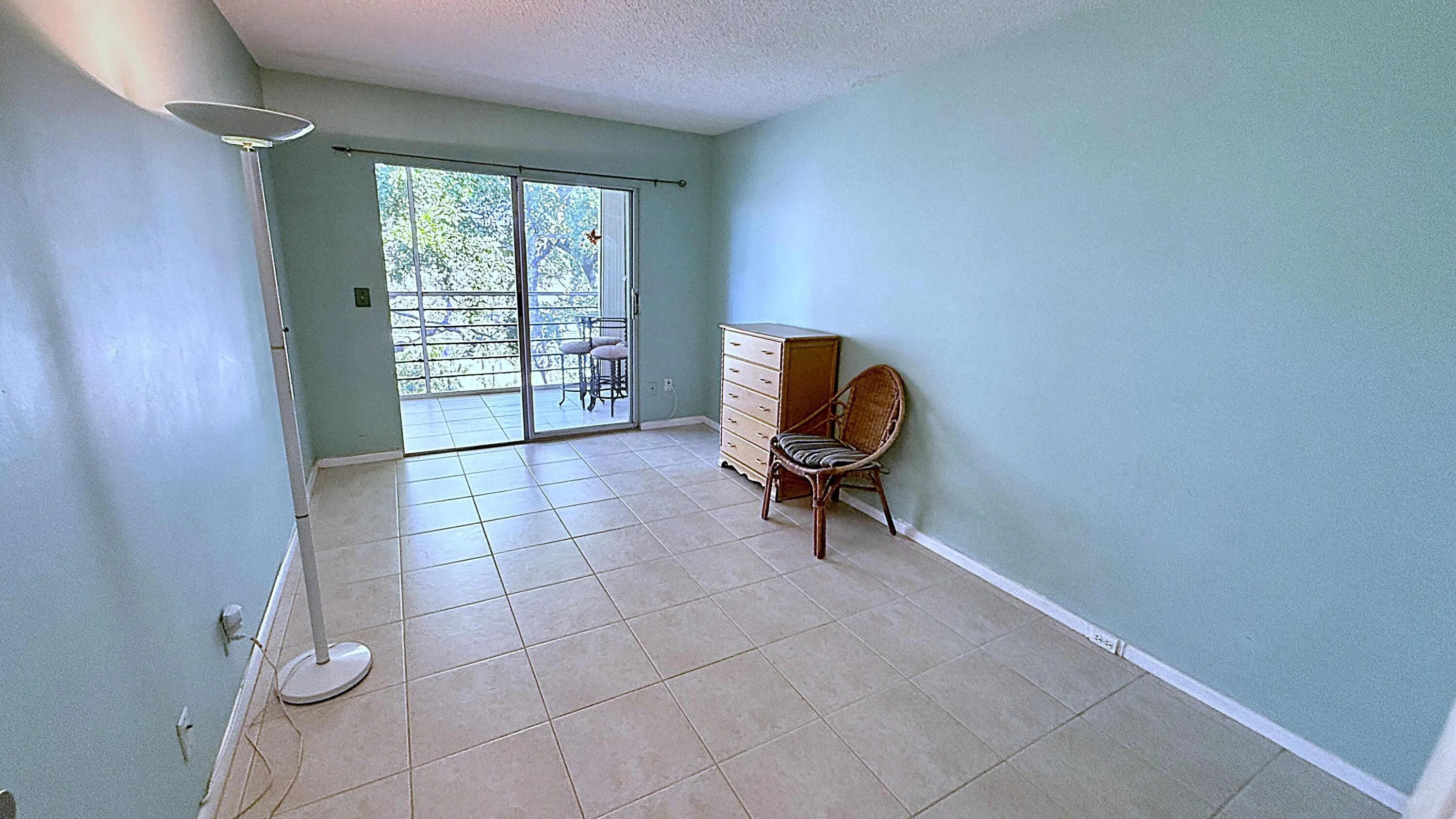 4075 NEWPORT Q Drive